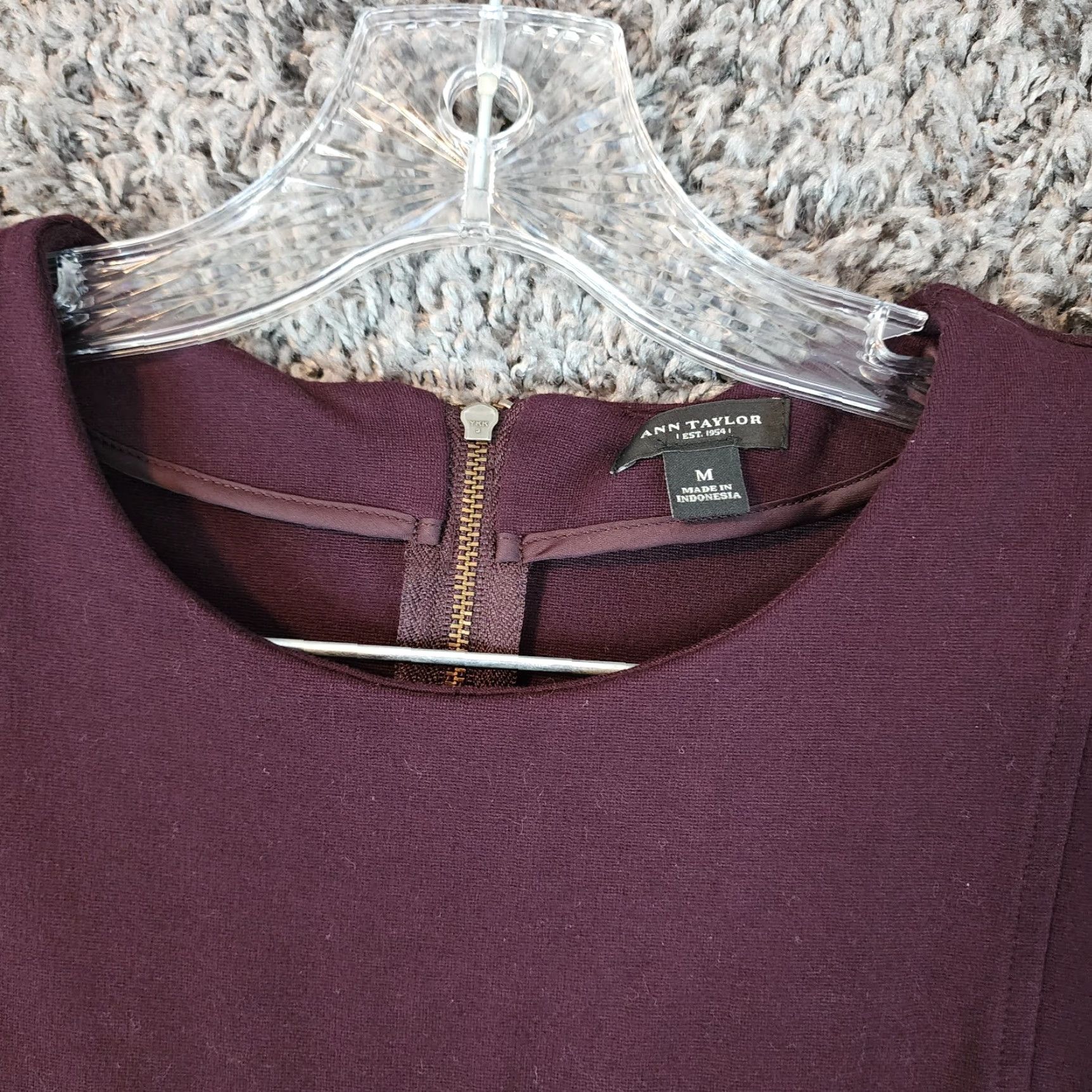 Ann Taylor ANN TAYLOR Women's Purple Sleeveless 1/4 Zip Blouse Size M Size M / US 6-8 / IT 42-44 - 3 Thumbnail