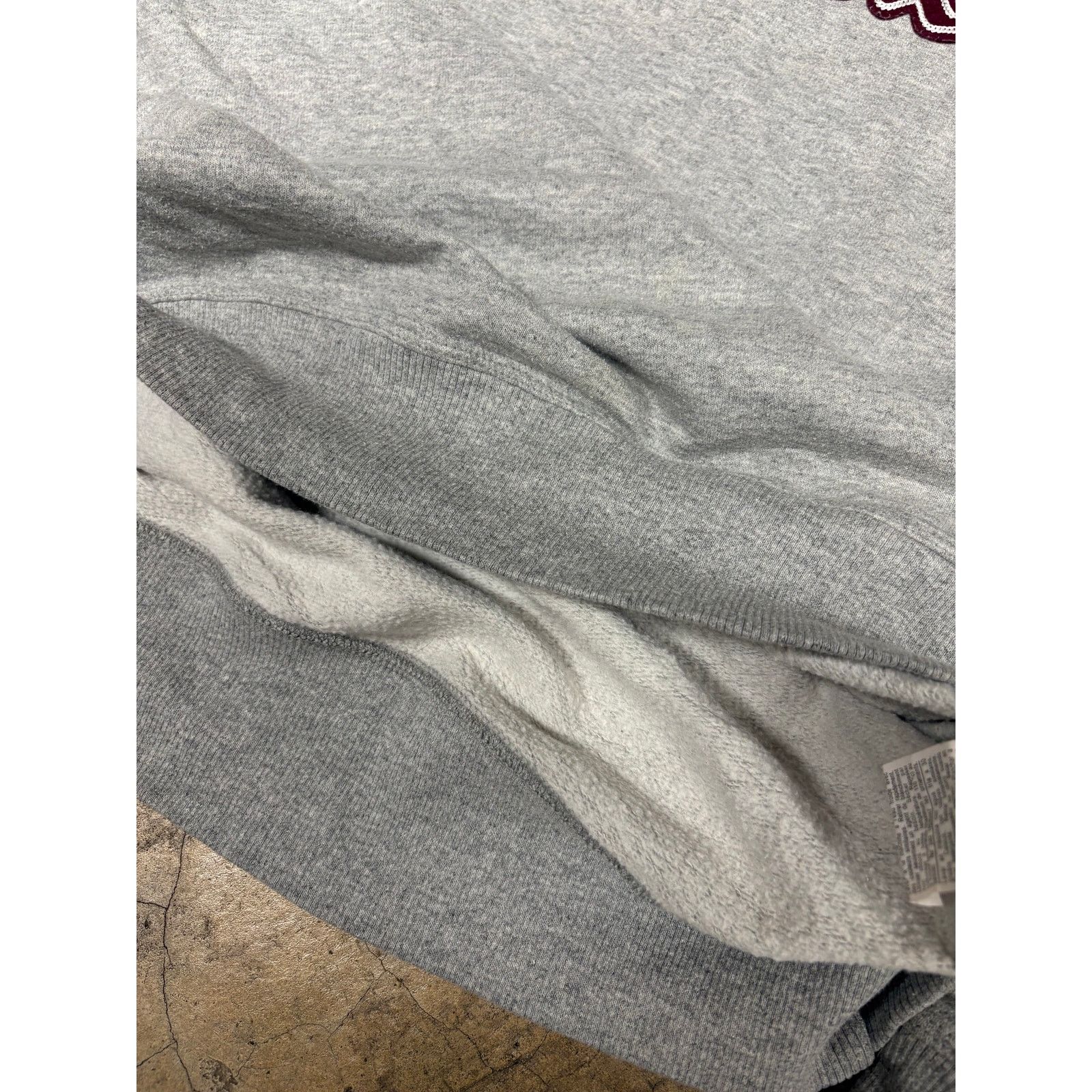 Champion Champion Grey Embroidered Crewneck Pullover Sweater Gray S Size US S / EU 44-46 / 1 - 6 Thumbnail