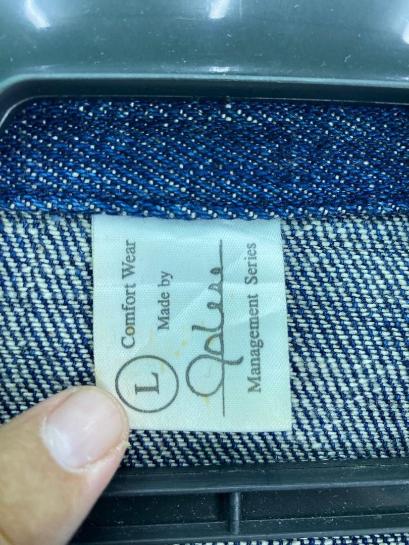 Japanese Brand Vtg 90s japanese made indigo blue denim workwear jacket Size US L / EU 52-54 / 3 - 4 Thumbnail