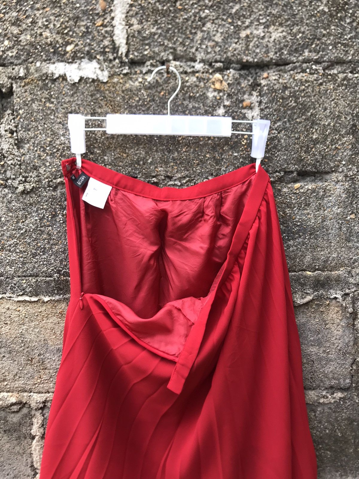 Lanvin × Vintage Luxury Lanvin Red Pleated Midi Skirt- W 26 Size 26" / US 2 / IT 38 - 5 Thumbnail