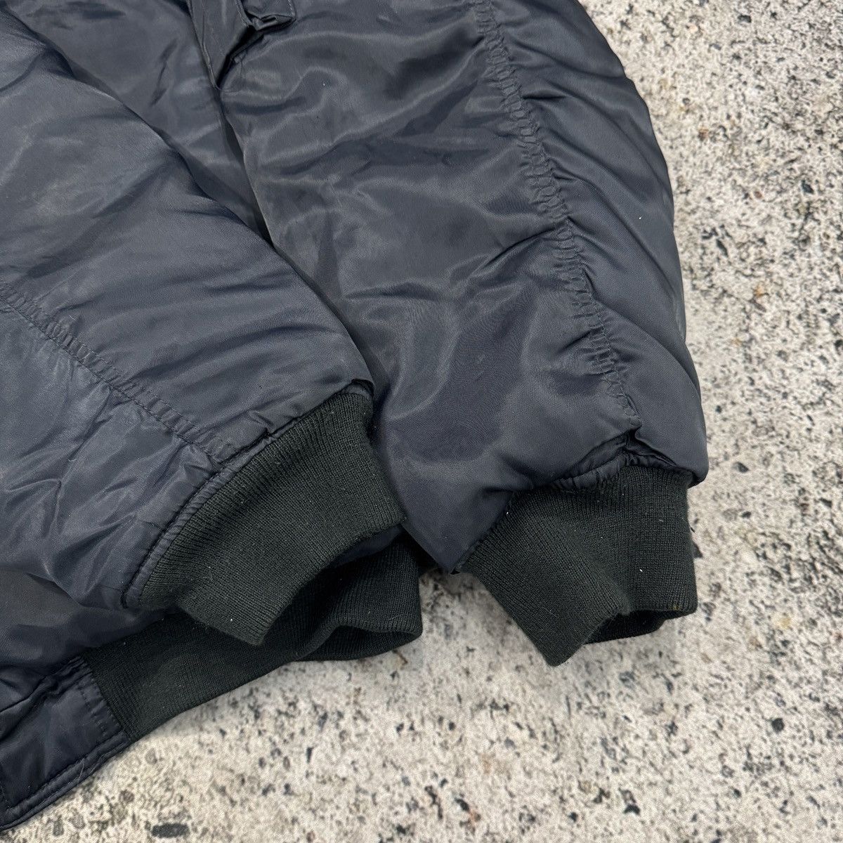 Vintage 90s Reversible MA-1 Faded Thrashed Distressed Bomber Jacket Size US XXL / EU 58 / 5 - 9 Thumbnail