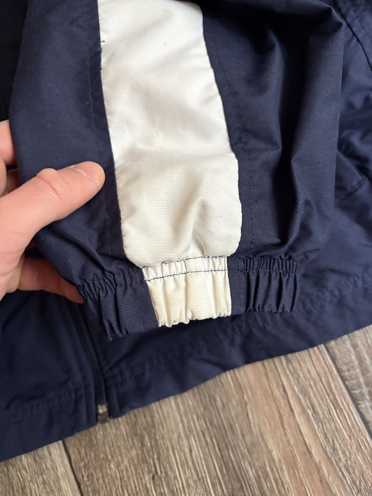 Nike Vintage Nike 90s Navy White Light Track Jacket / Windbreaker Size US M / EU 48-50 / 2 - 7 Thumbnail