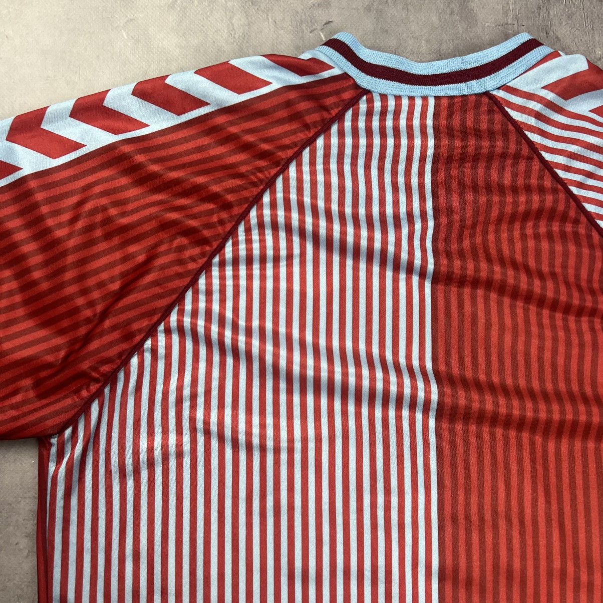 Hummel Rare! Aston Villa Hummel Vintage Soccer Jersey 1987 Size US M / EU 48-50 / 2 - 15 Thumbnail