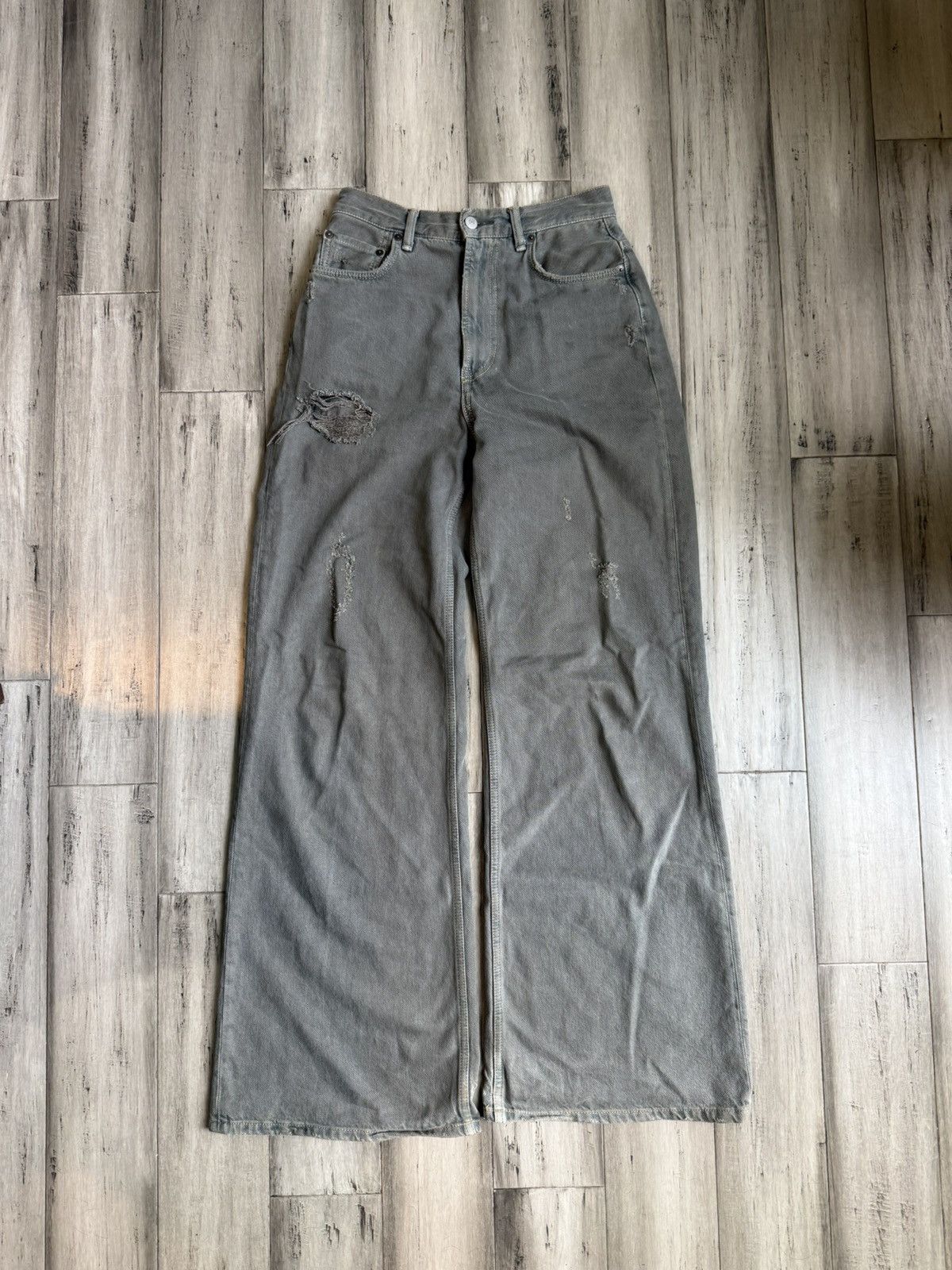 Acne Studios Acne Studios Distressed Jeans Size US 26 / EU 42 - 1 Thumbnail