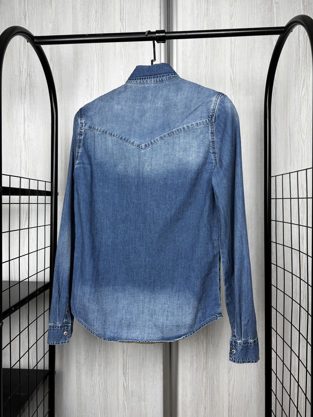 Nudie Jeans NUDIE Shirt Men's Denim Chest Pockets Faded Snap Button Sz S Size US S / EU 44-46 / 1 - 7 Thumbnail