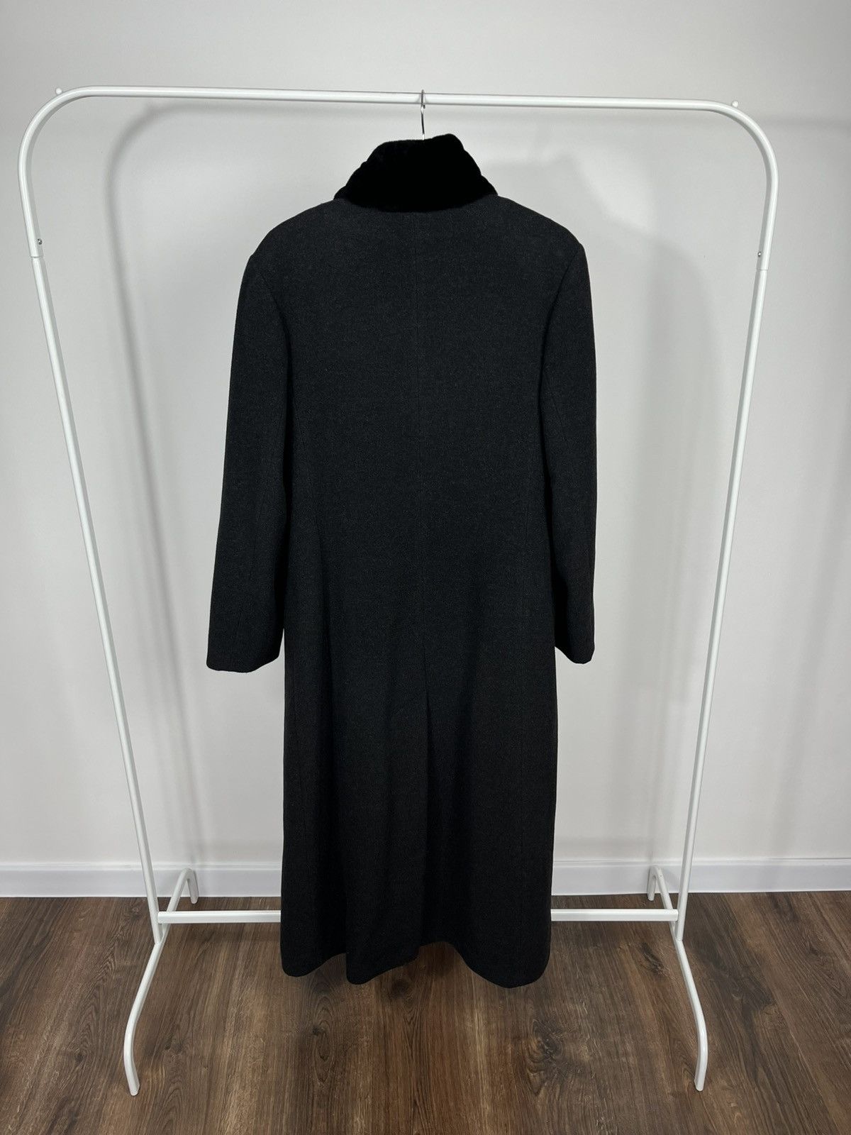 Other Women’s Cashmere Wool Coat with Faux Fur Collar EU 42 Size M / US 6-8 / IT 42-44 - 13 Thumbnail