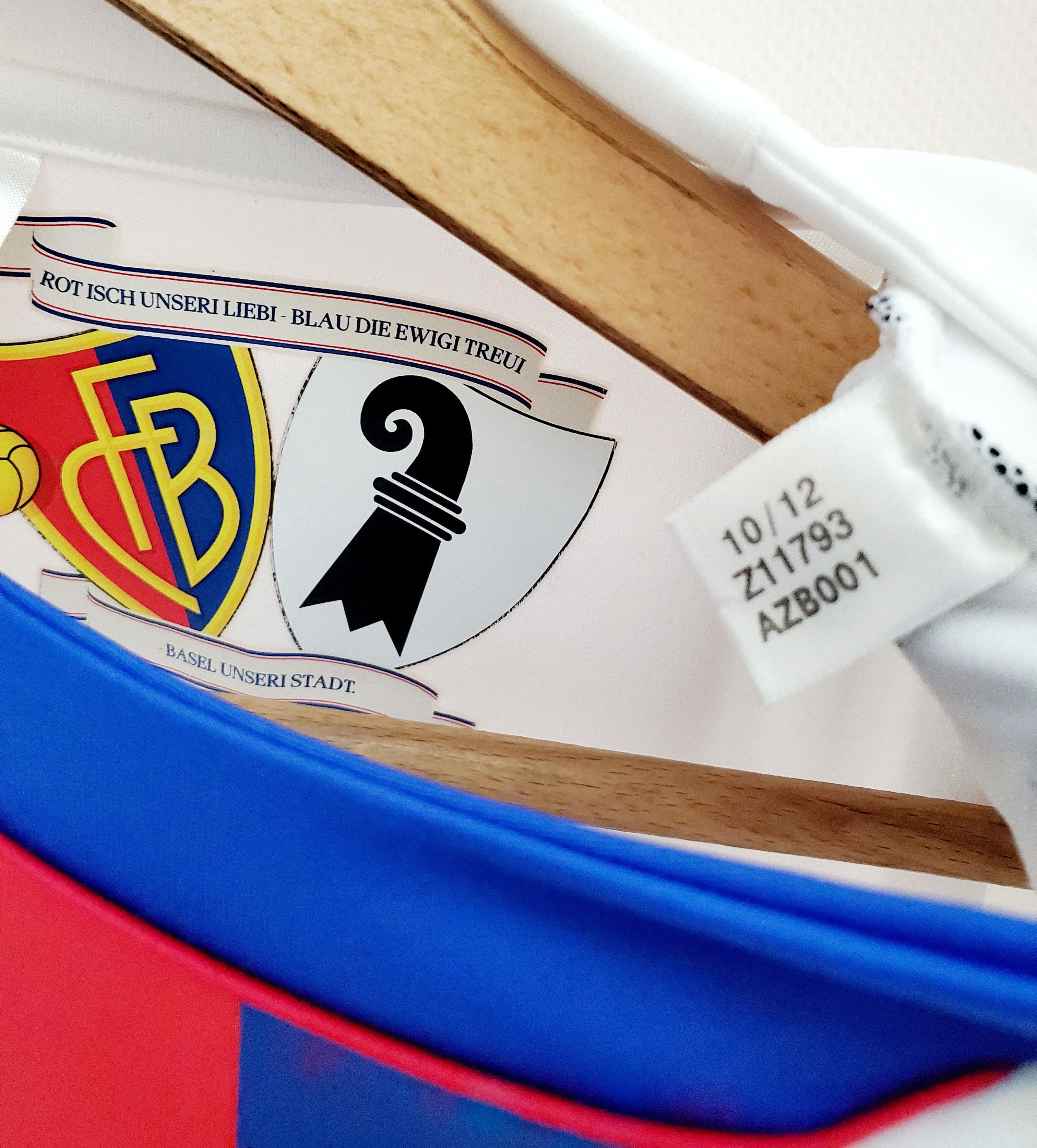Adidas 2012-14 FC Basel adidas Away Shirt Jersey Xl .Boys Cadult Size US XS / EU 42 / 0 - 4 Thumbnail
