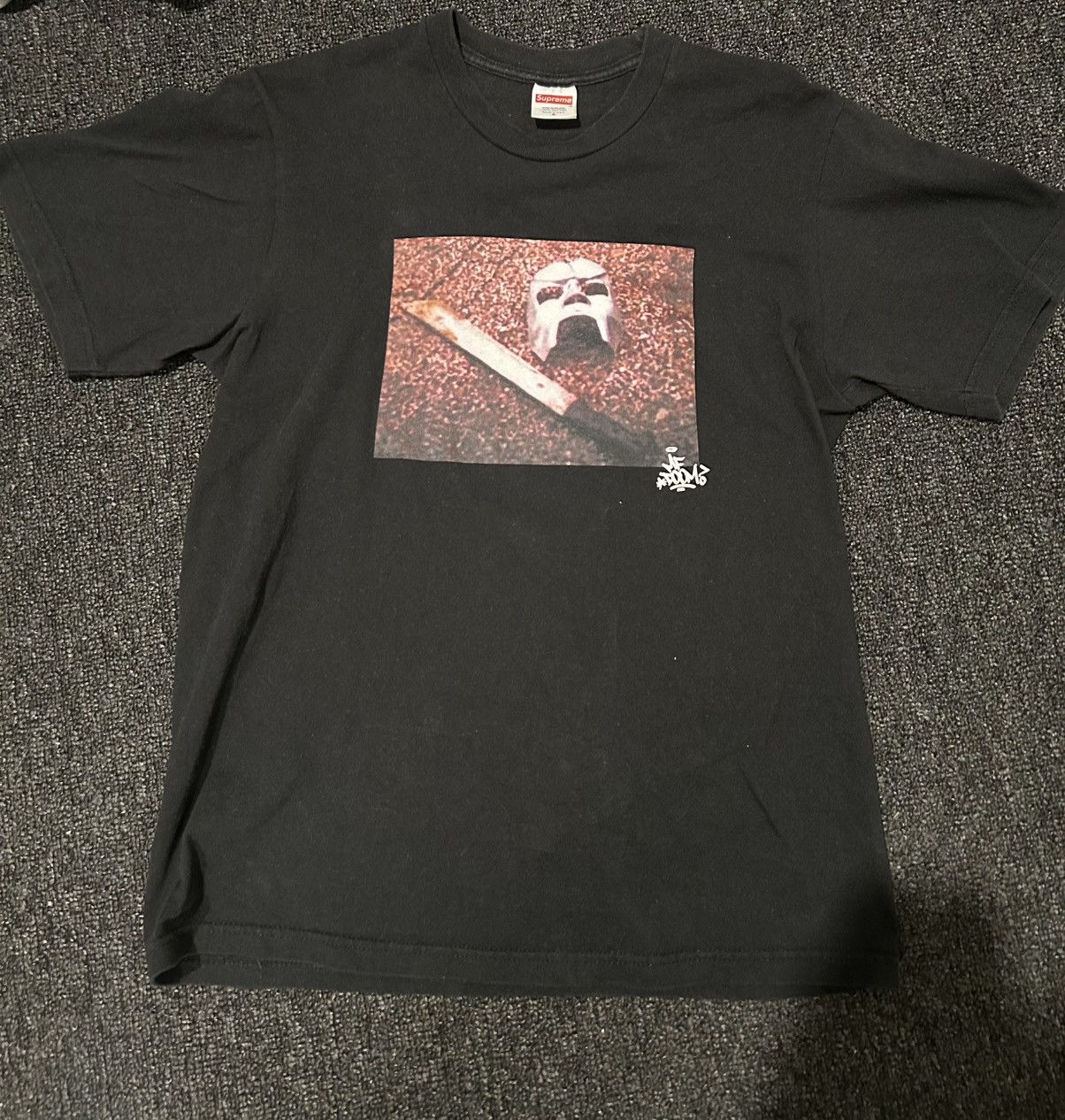 MF Doom × Supreme Supreme x Mf doom tee Size US S / EU 44-46 / 1 - 1 Thumbnail