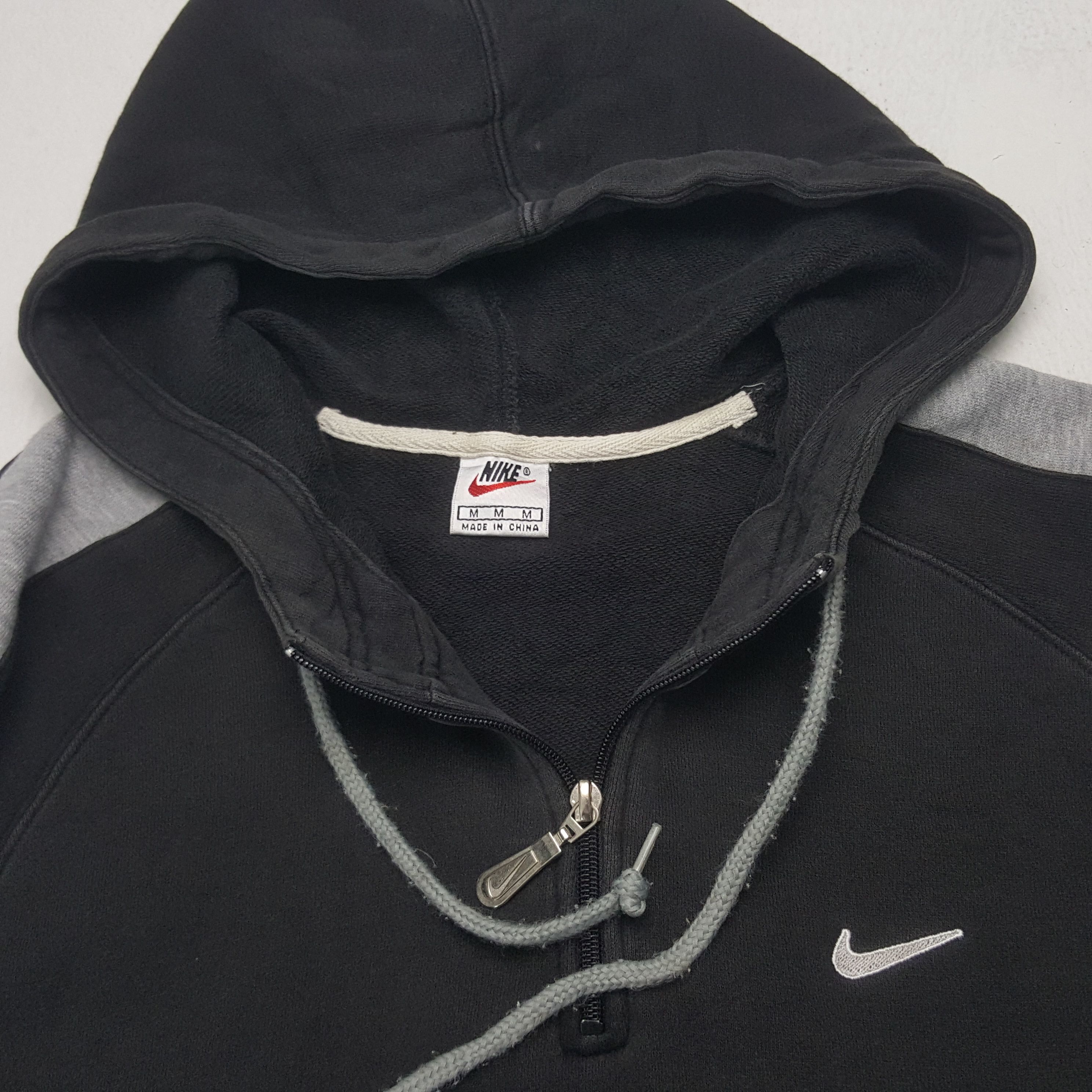 Nike × Vintage Vintage Nike Small Swoosh Outdoor Hoodies C288N25 Size US M / EU 48-50 / 2 - 5 Thumbnail