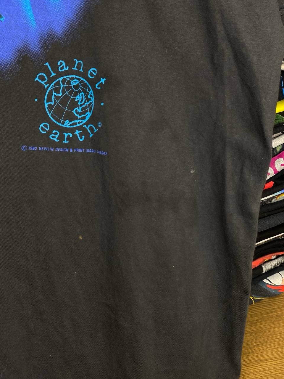 Vintage Vintage Earth Planet 1992 Blue Whale 90s Graphic Tee Size US XL / EU 56 / 4 - 12 Thumbnail
