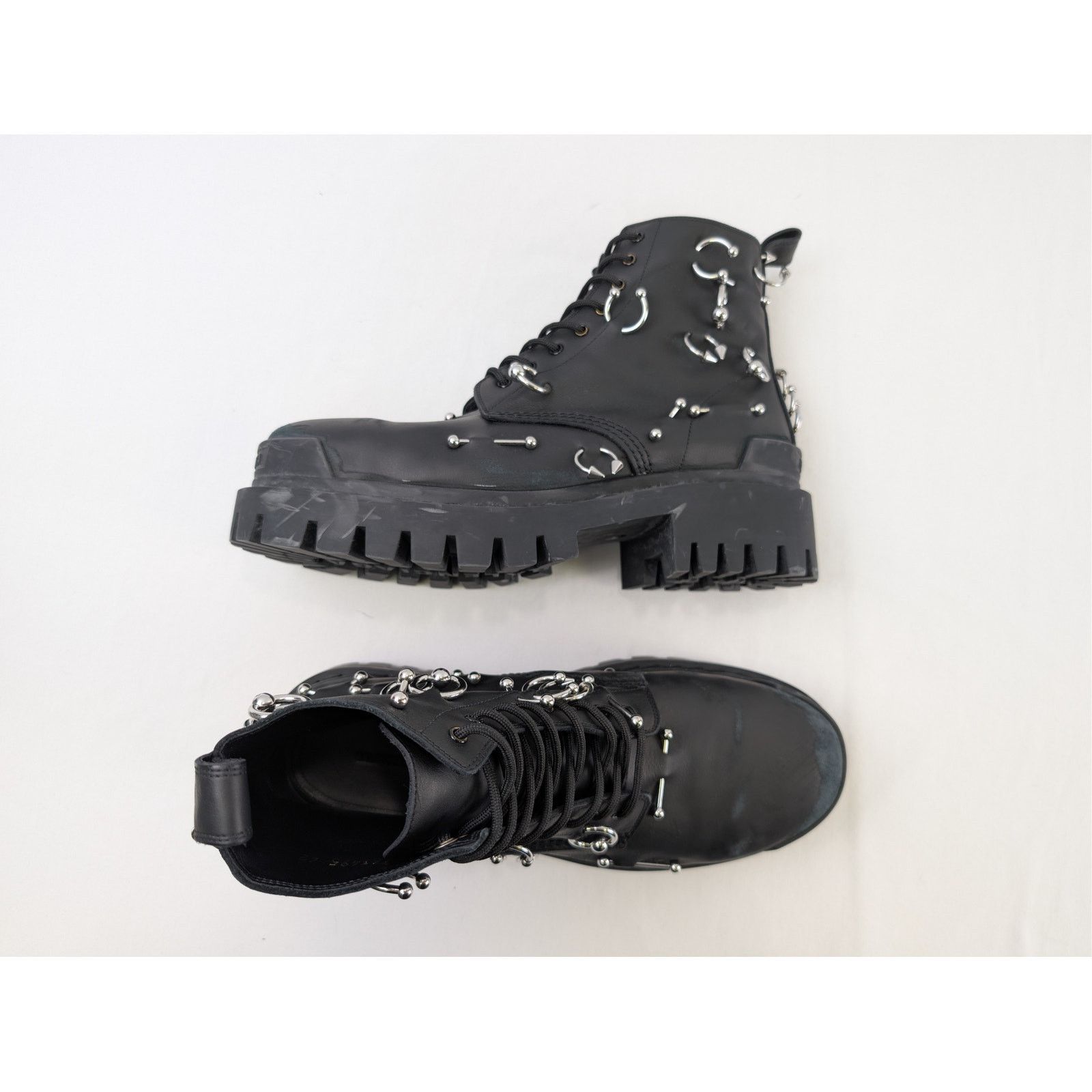 Balenciaga o1rshd1 Q:2 / Leather Strike Piercing Boots in Black/Silver Size US 9 / EU 42 - 1 Thumbnail