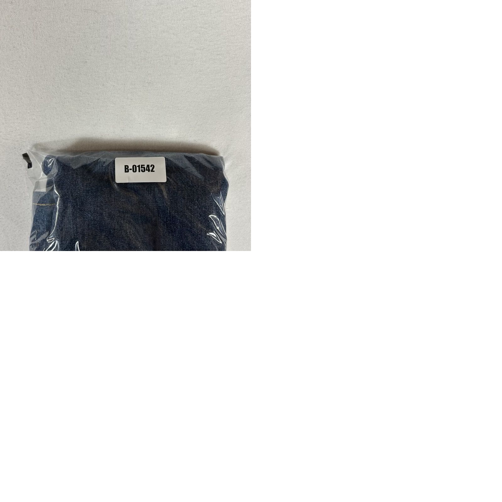 Abercrombie & Fitch VINTAGE Abercrombie & Fitch Jeans Womens 2R Bootcut Wide Leg Denim Button Fly 32in Inseam Size 26" / US 2 / IT 38 - 10 Thumbnail
