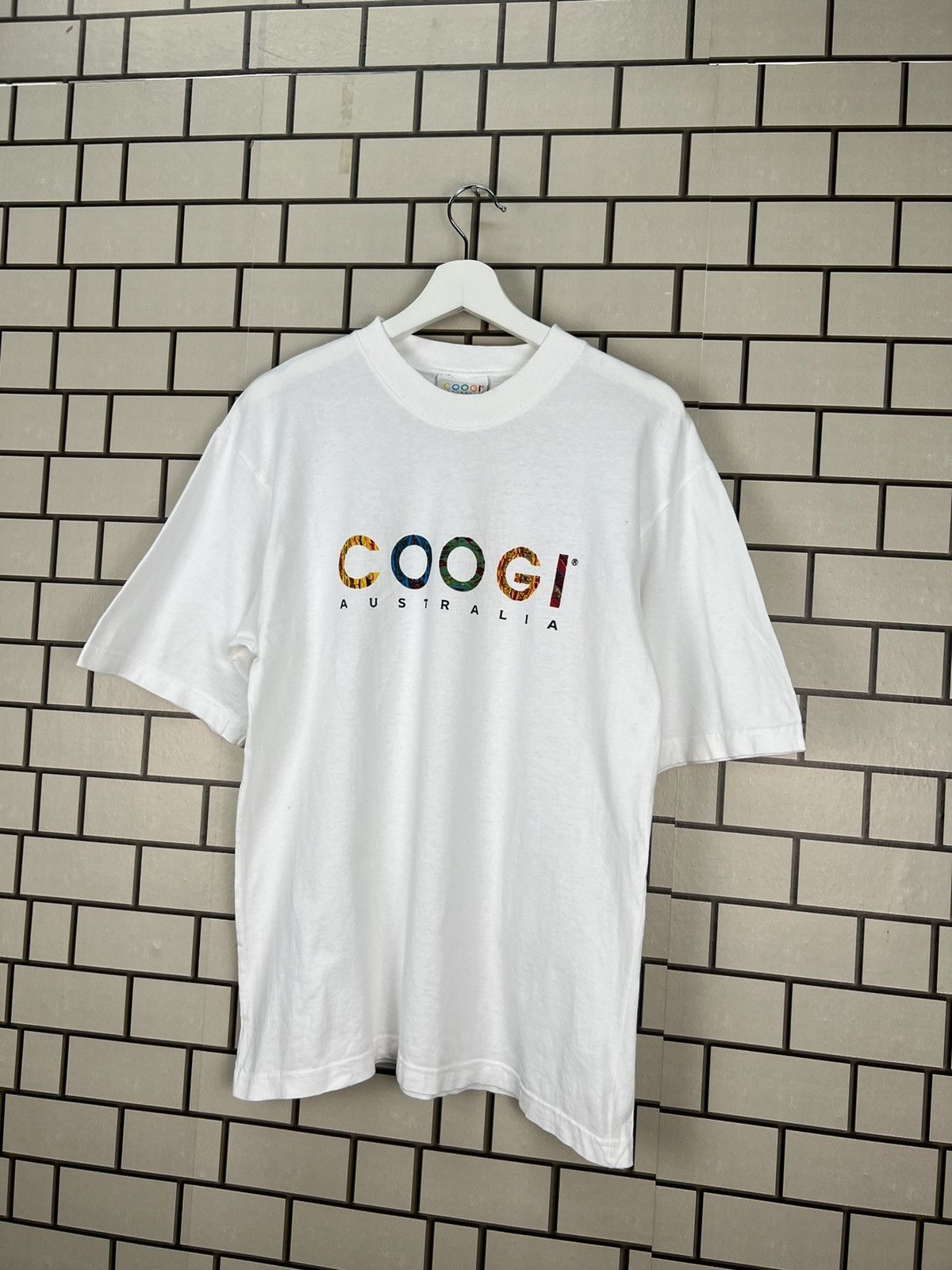 Coogi × Vintage Coogi Australia Spellout White Tee Size US S / EU 44-46 / 1 - 3 Thumbnail