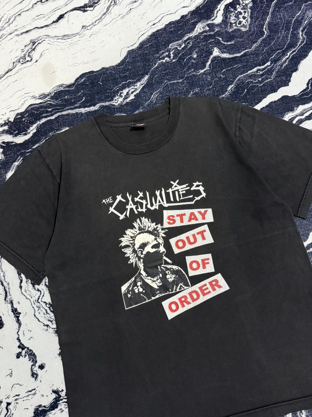 Band Tees Vintage sun faded the casualties, stay out of order t shirt Size US M / EU 48-50 / 2 - 2 Thumbnail