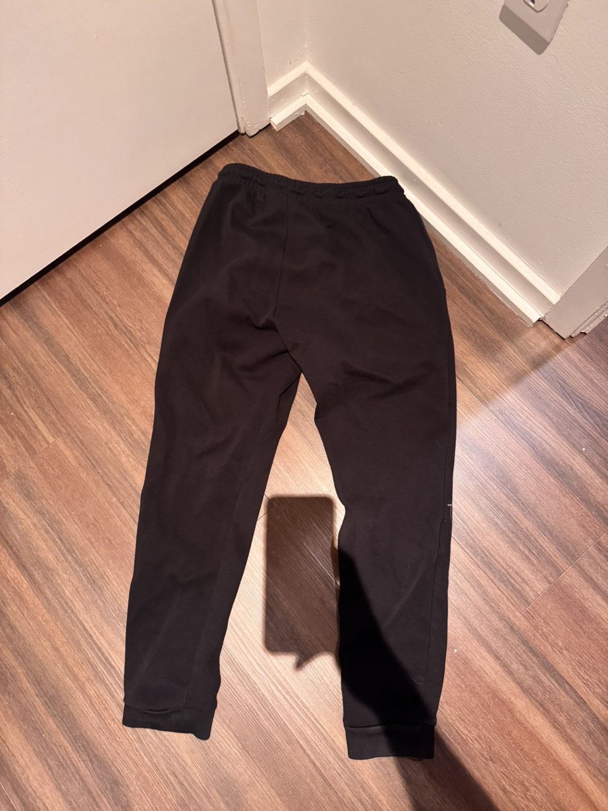 Hugo Boss Hugo boss black sweat pants Size US 28 / EU 44 - 4 Thumbnail