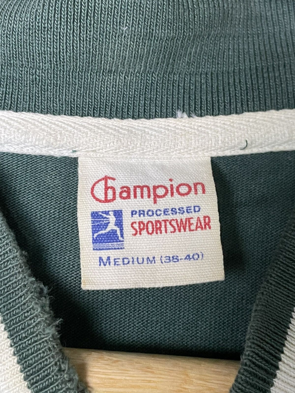 Champion × Japanese Brand × Vintage Vintage Champion Sportswear Zipper Jacket (80) Size US M / EU 48-50 / 2 - 11 Thumbnail