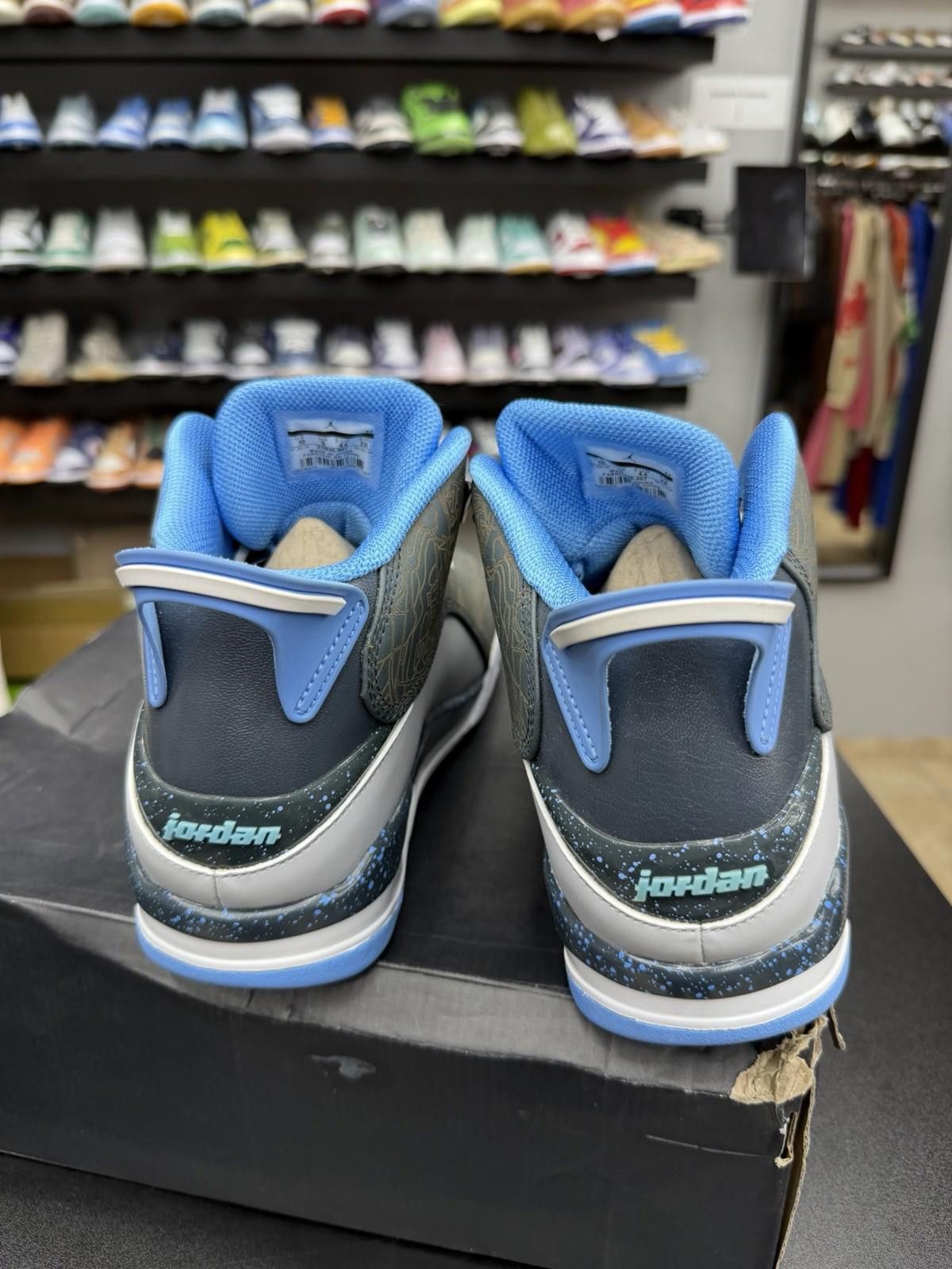 Jordan Brand Size 10 - Air Jordan Dub Zero ‘Wolf Grey’ Brand New Size US 10 / EU 43 - 7 Thumbnail