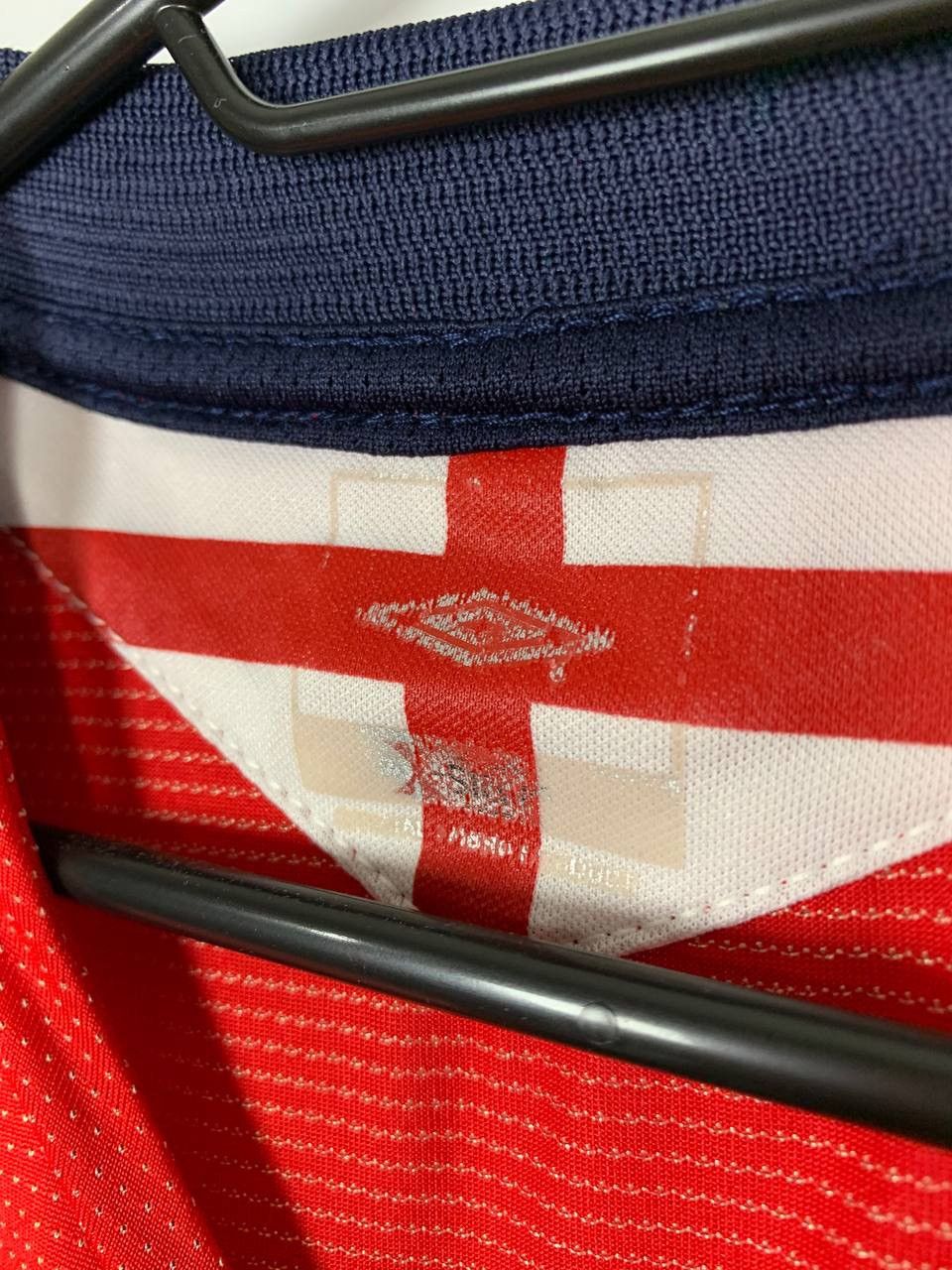 Umbro England Away Football Shirt 2006 Umbro Red Jersey Size US L / EU 52-54 / 3 - 5 Thumbnail