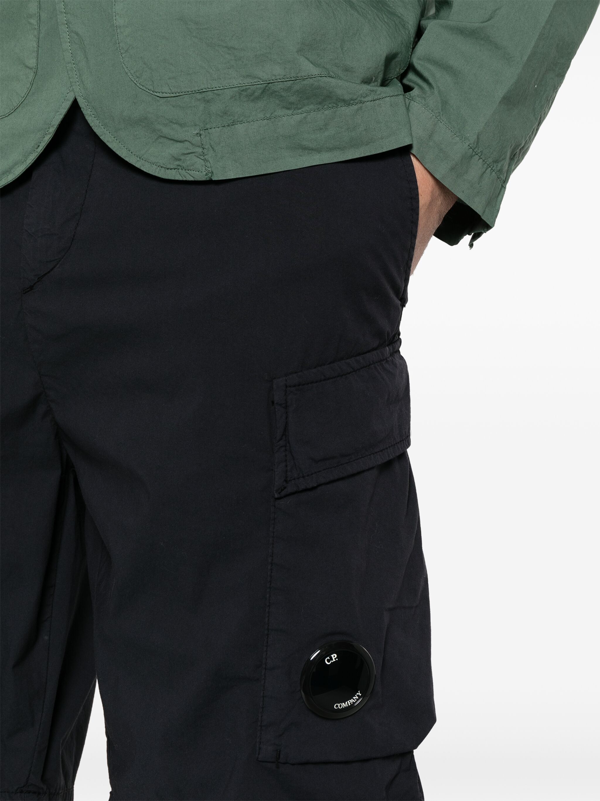 C.P. Company o1y1224 Logo Short in Midnight Blue Size US 28 / EU 44 - 5 Thumbnail