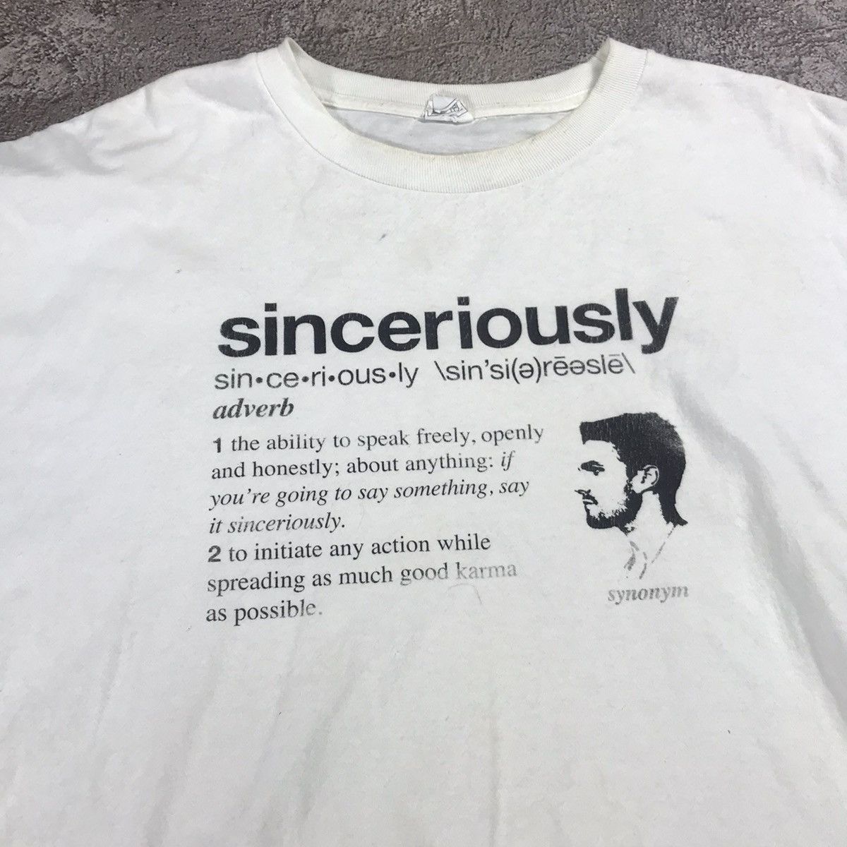 Vintage Vintage Y2K Sinceriously Graphic Tee Streetwear Faded XXL Size US XXL / EU 58 / 5 - 2 Thumbnail