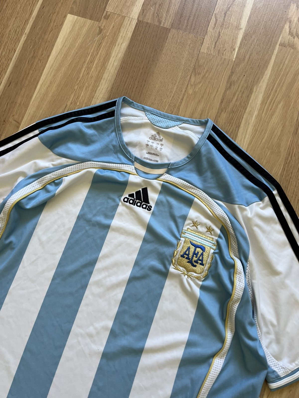 Adidas × Vintage Vintage Argentina soccer football jersey 2005 adidas Size US L / EU 52-54 / 3 - 4 Thumbnail