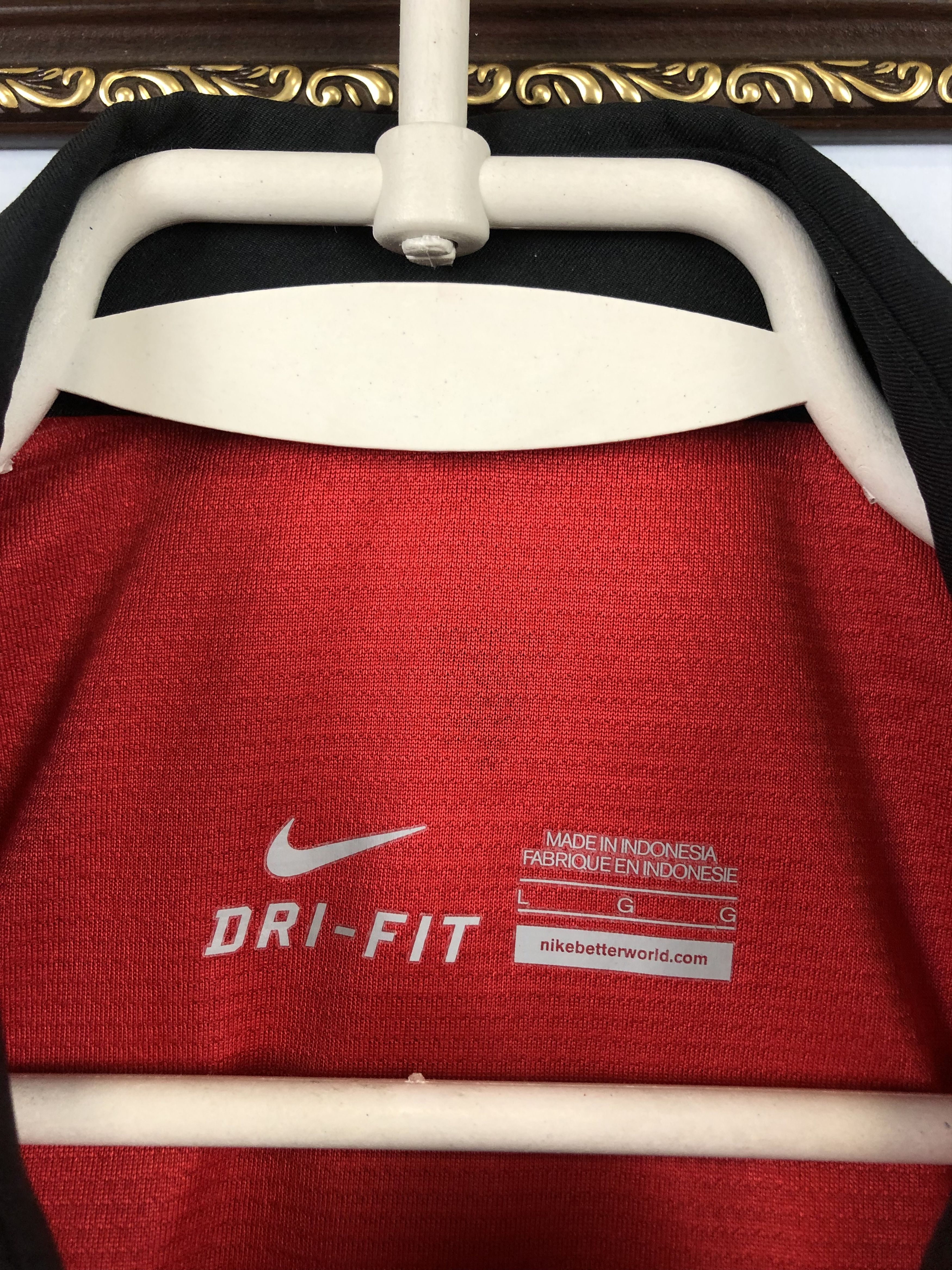Nike Manchester United football shirt 2013 Soccer Nike Jersey Size US L / EU 52-54 / 3 - 9 Thumbnail