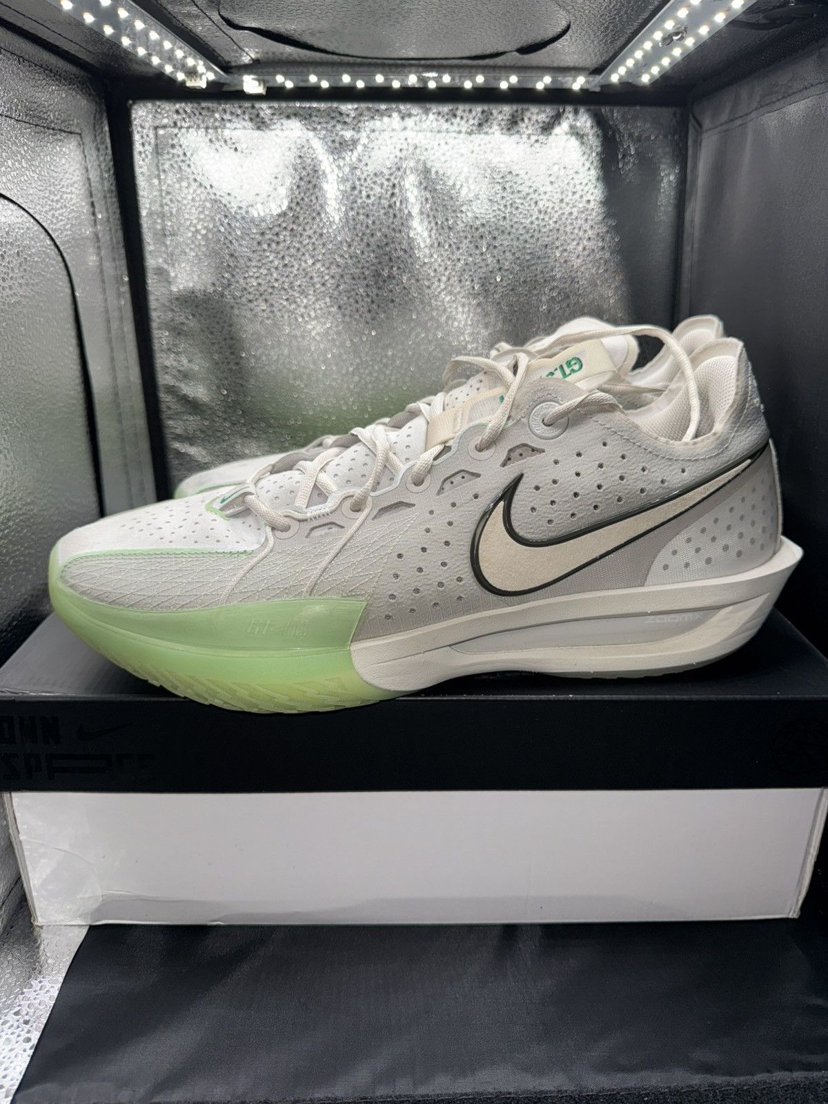 Nike Nike Men Air Zoom GT Cut 3 Size US 12 / EU 45 - 1 Thumbnail