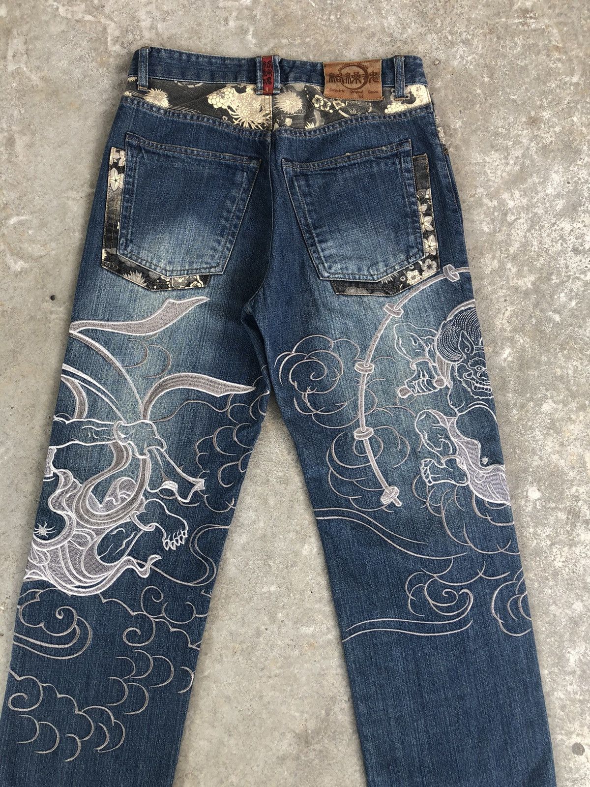 Karakuri Tamashii Karakuri Tamashii Embroidered Jeans Distressed Jeans Size US 30 / EU 46 - 8 Thumbnail