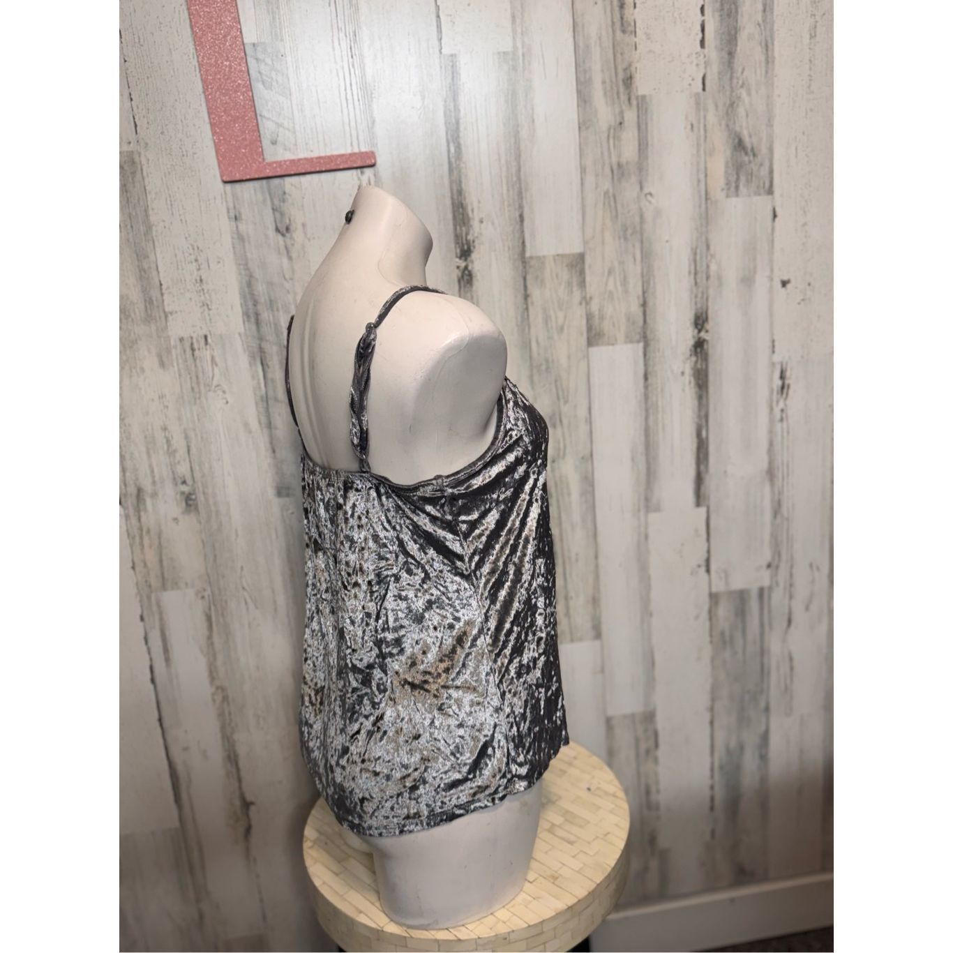 Other No Boundaries Silver Crushed Velvet Lace Trim Cami Tank Top Size L / US 10 / IT 46 - 2 Thumbnail