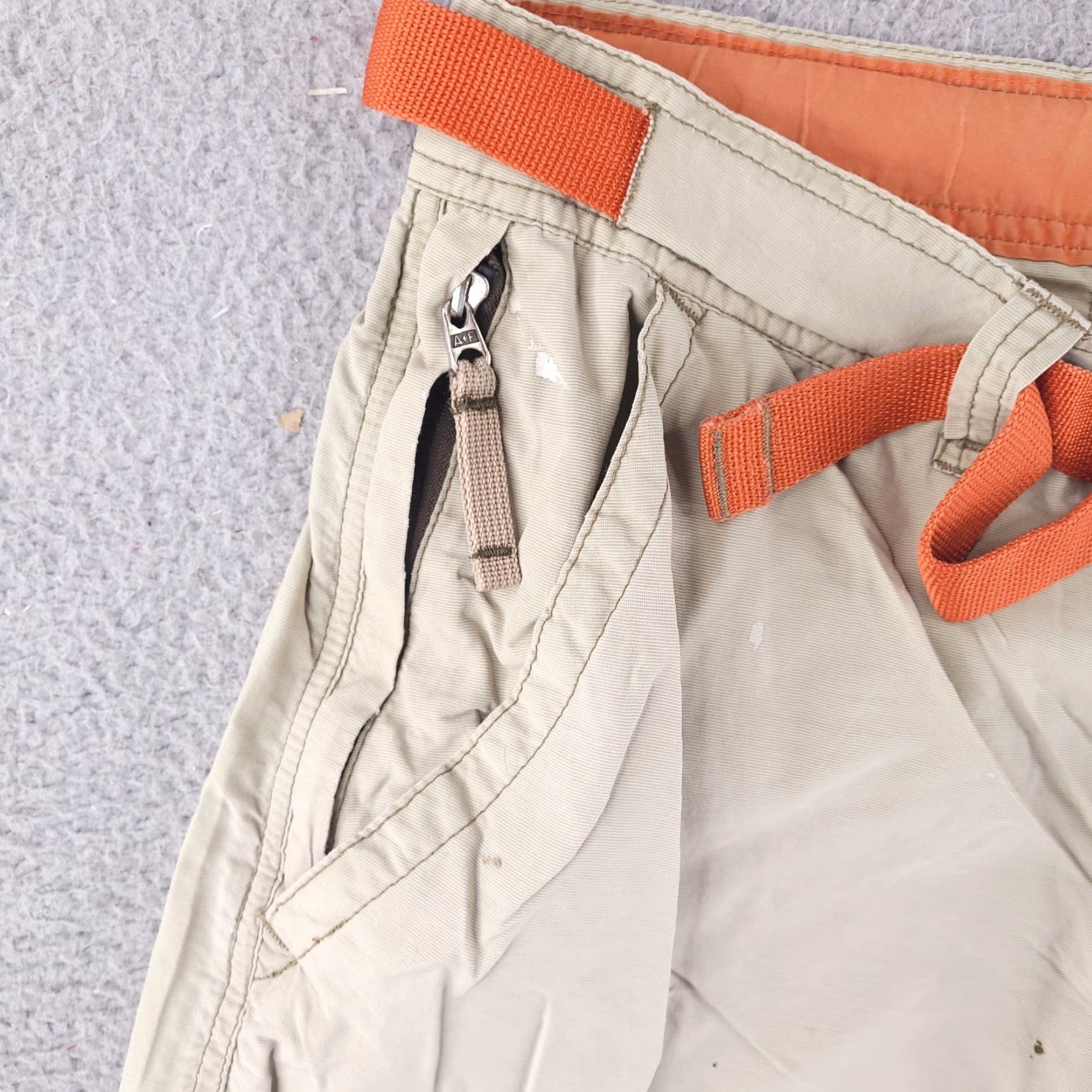 Abercrombie & Fitch VINTAGE Abercrombie & Fitch Cargo Shorts Medium 34 Beige Men 34 Waist 34 Cotton Nylon 90s Paratrooper Military y2k Size US 34 / EU 50 - 6 Thumbnail