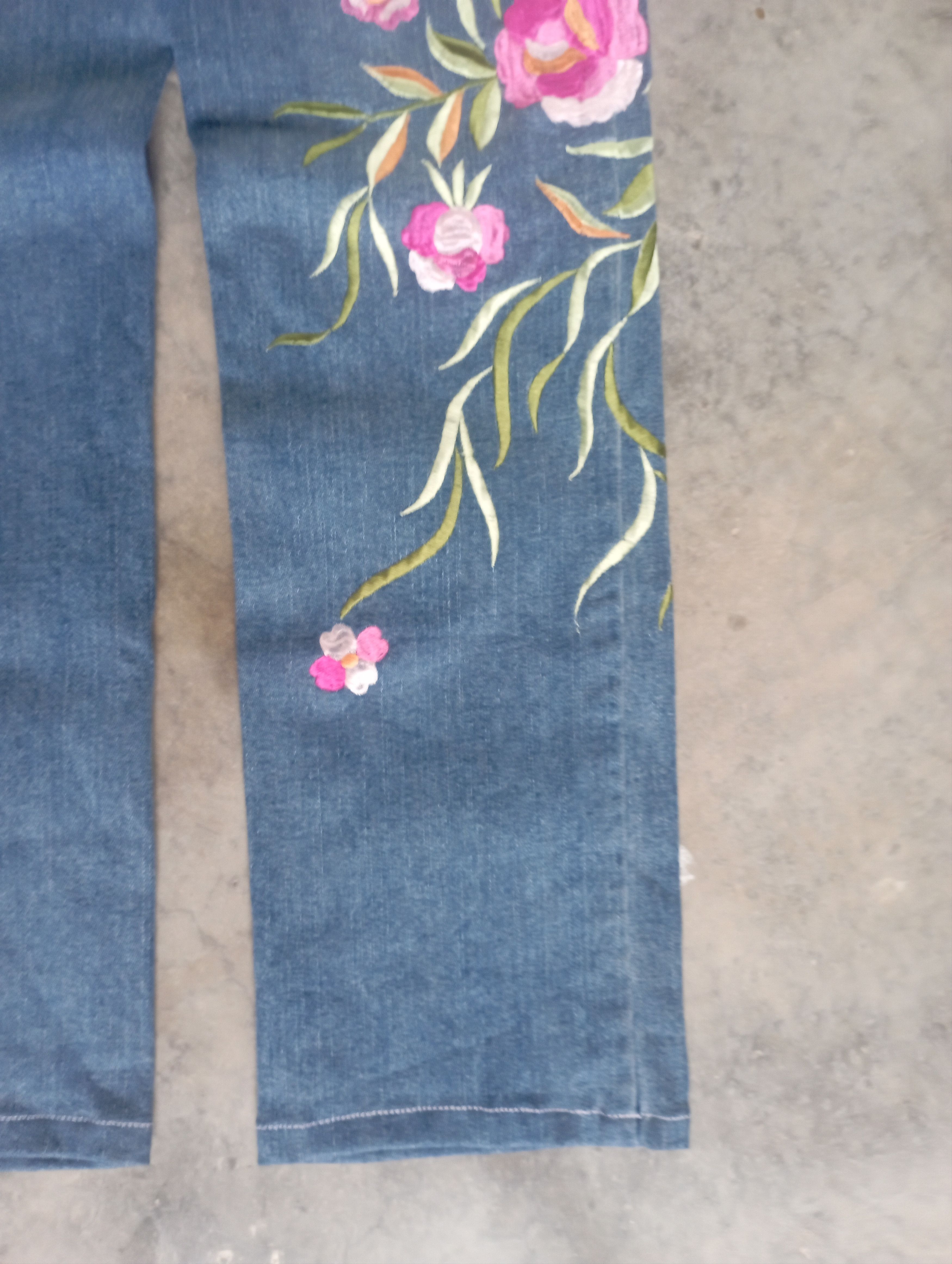 Hysteric Glamour Avant Garde New Lili Nucci Japan Embroidered Flowerd Jeans Size 28" / US 6 / IT 42 - 9 Thumbnail