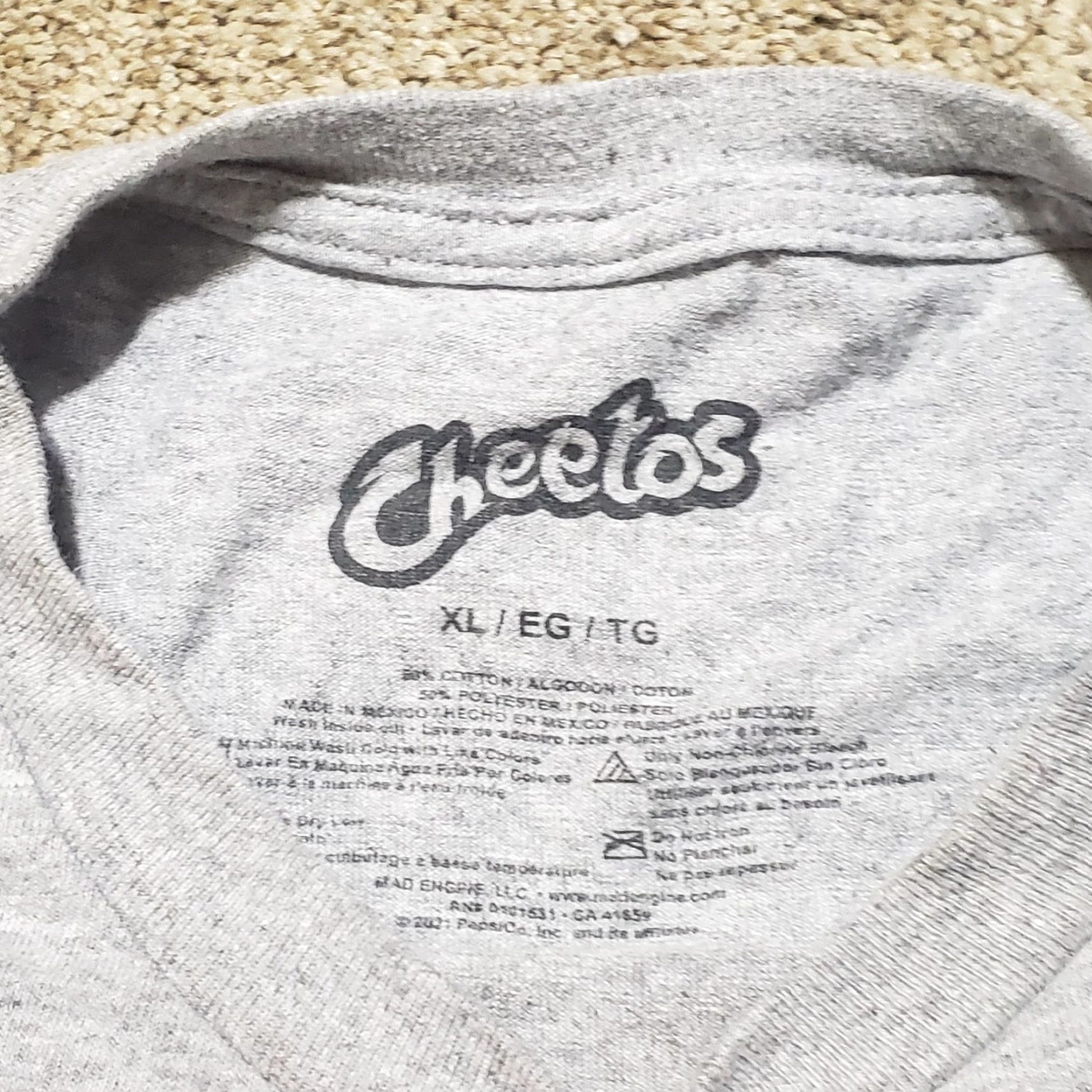 Etro CHEETOS Shirt Mens XL Gray Retro T-Shirt Tee Shirt Food Cheetah Crew Neck Short Sleeve Cotton Blend Size US XL / EU 56 / 4 - 3 Thumbnail