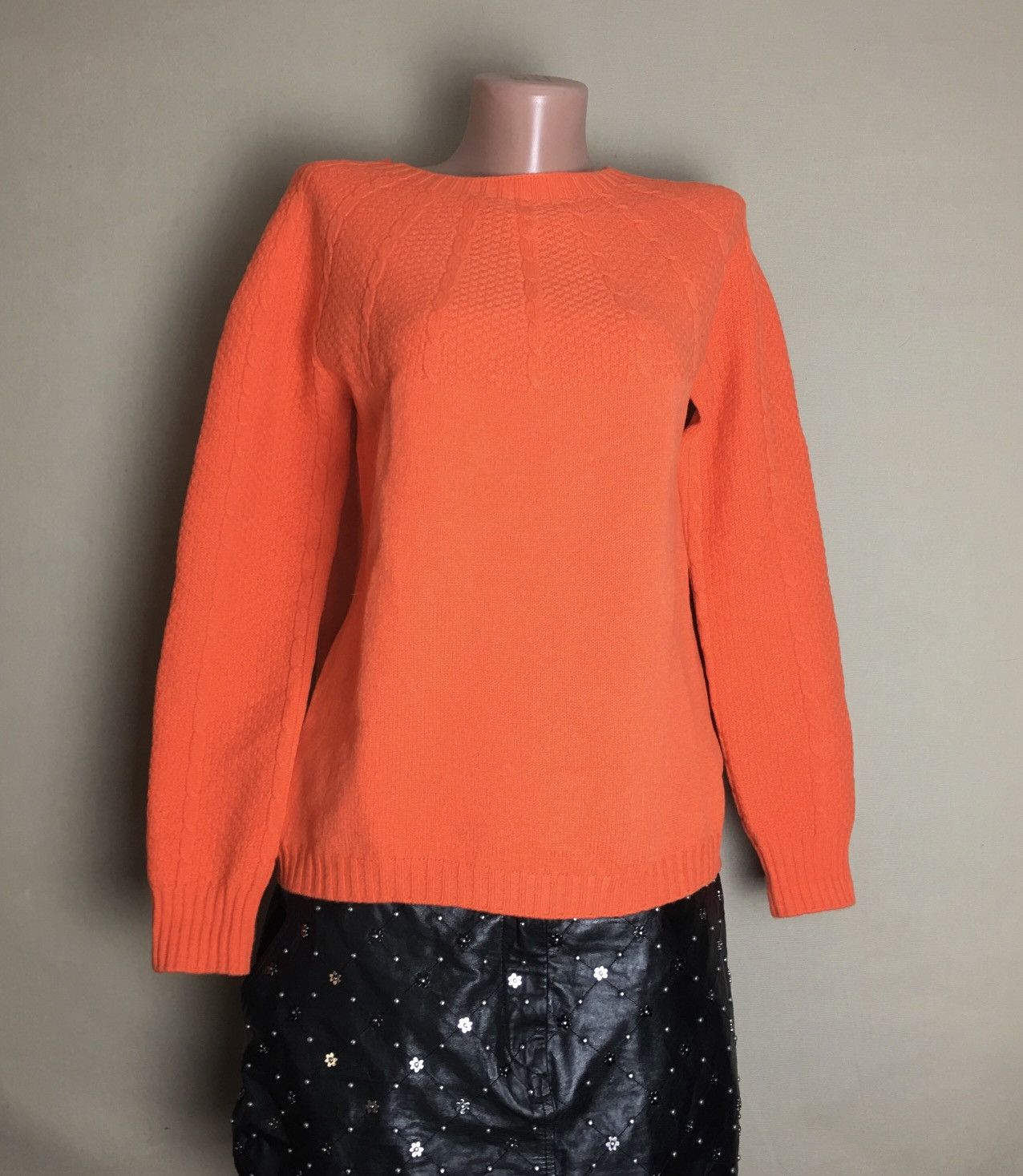 Harley of Scotland Harley of Scotland Orange Cable Yoke Dorothy Sweater Size M Size M / US 6-8 / IT 42-44 - 2 Thumbnail