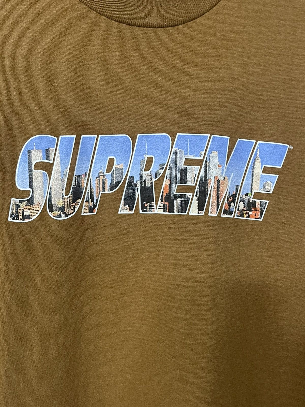 Supreme Supreme light brown Gotham Tahirt Size US L / EU 52-54 / 3 - 2 Thumbnail