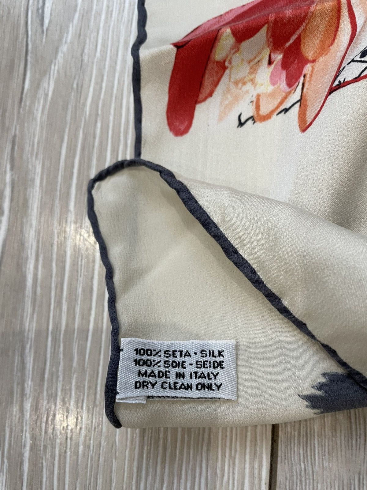 Trussardi Trussardi silk scarf flower Size ONE SIZE - 3 Thumbnail