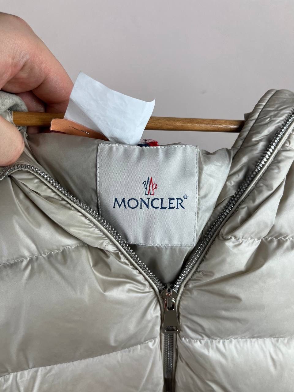 Moncler Moncler Torcyn Silver Down Puffer Jacket Mid-Length Size M / US 6-8 / IT 42-44 - 13 Thumbnail