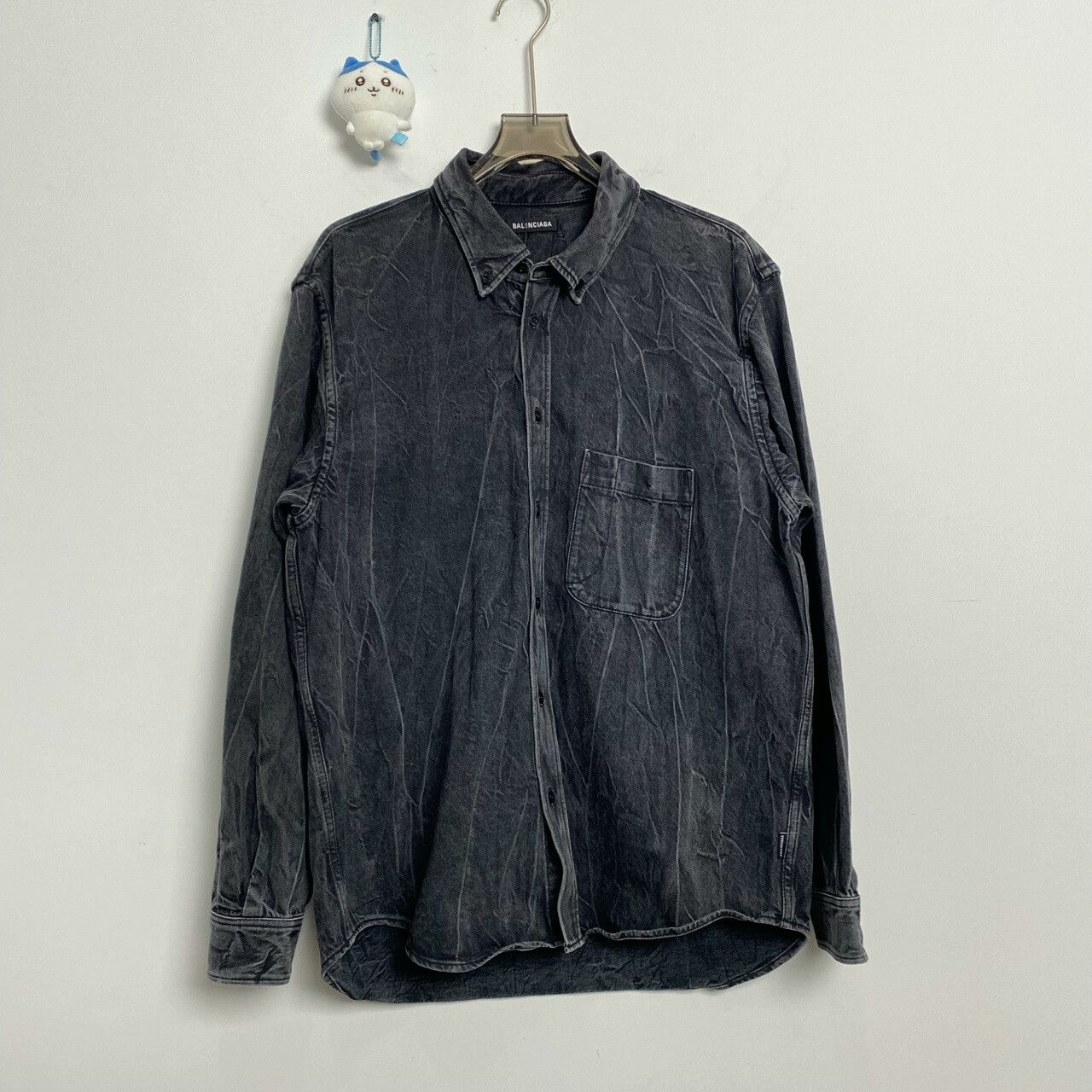 Balenciaga Balenciaga Distressed Logo Denim Shirt Size US S / EU 44-46 / 1 - 1 Thumbnail