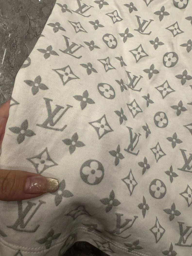 Louis Vuitton Louis Vuitton White presbyopic short sleeves 2502-Nextarrow Size M / US 6-8 / IT 42-44 - 2 Thumbnail