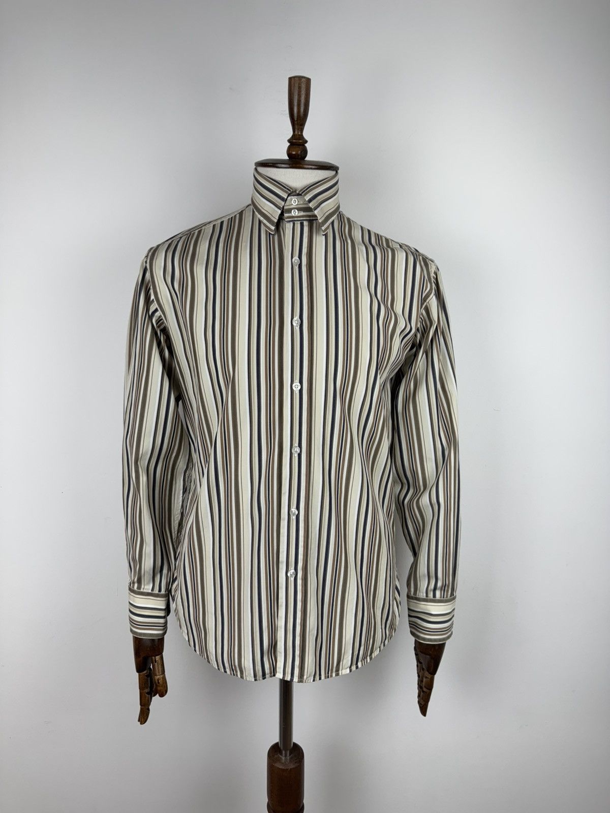 Aquascutum × Designer × Vintage Men’s Vintage Aquascutum Long Sleeve Shirt size 39 15 1/2 Size US M / EU 48-50 / 2 - 1 Thumbnail
