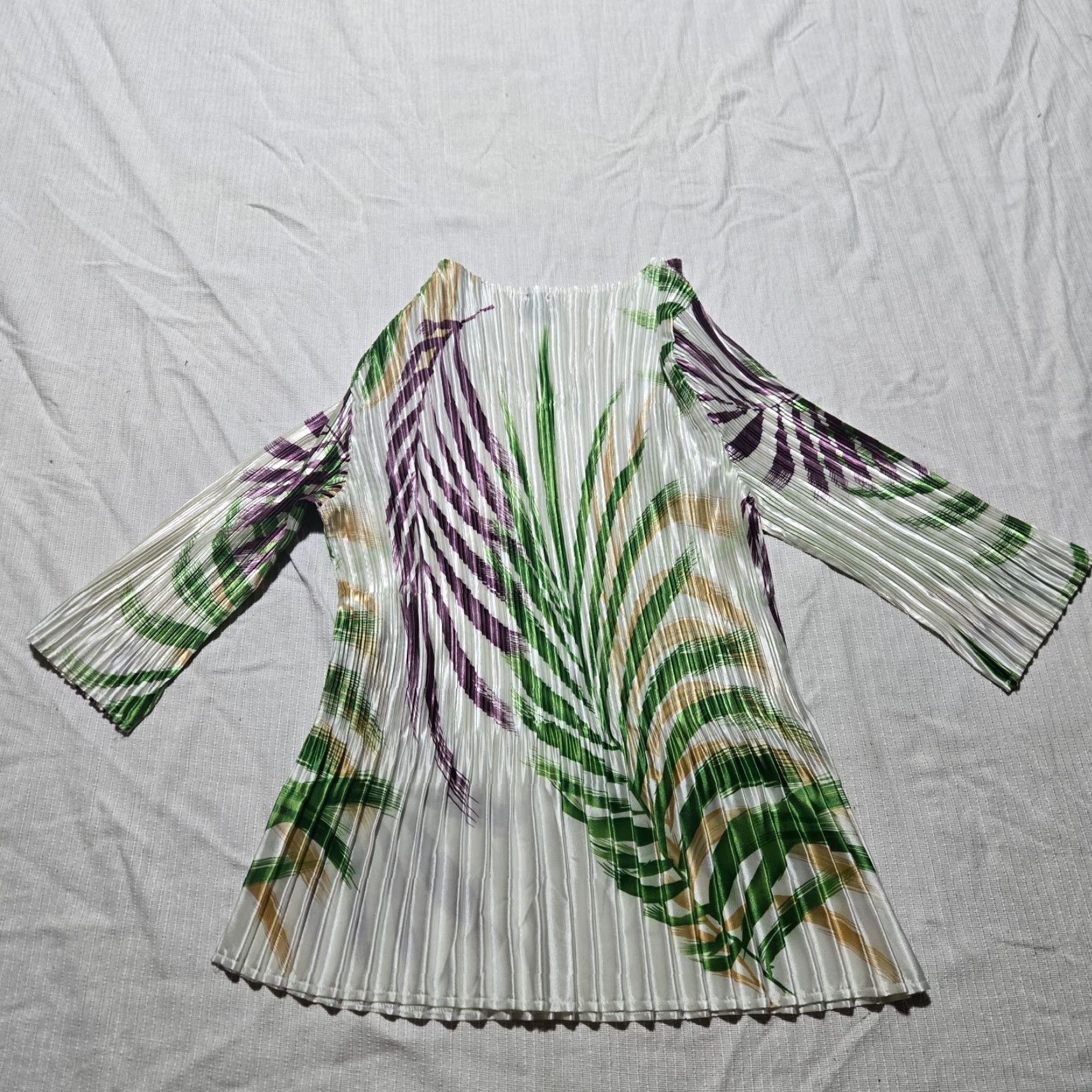 Vintage Magic Scarf Shirt Floral Mini Pleats Stretchy Top Adult Women's One Size Size ONE SIZE - 7 Thumbnail