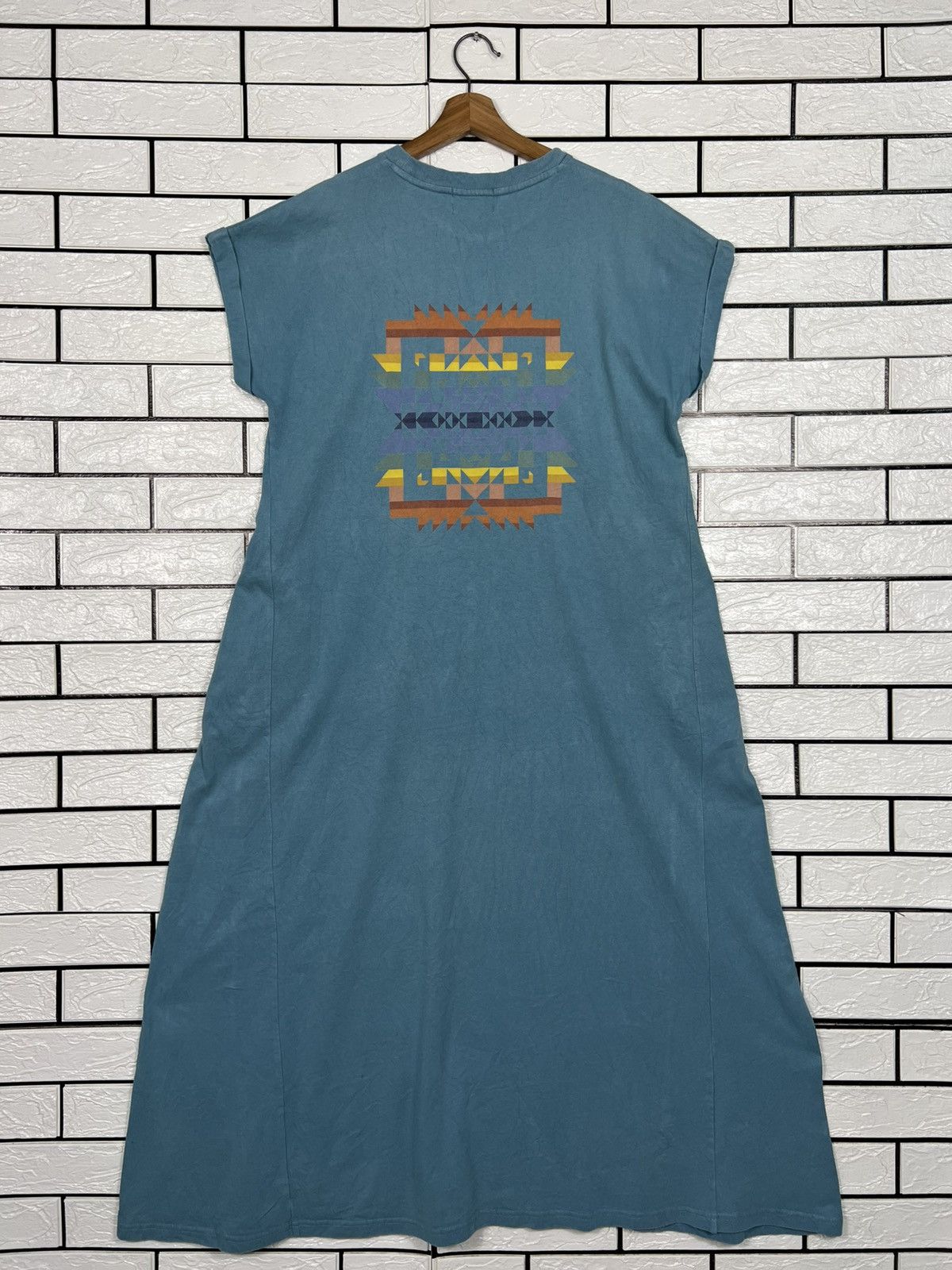 Pendleton PENDLETON X BEAMS Navajo Logo Women Long Shirt #4238-C193 Size ONE SIZE - 1 Thumbnail