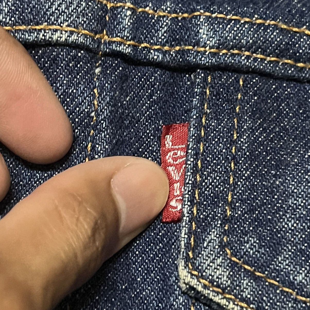 Levi's Vintage Levis Distressed Denim Jacket Size US M / EU 48-50 / 2 - 5 Thumbnail