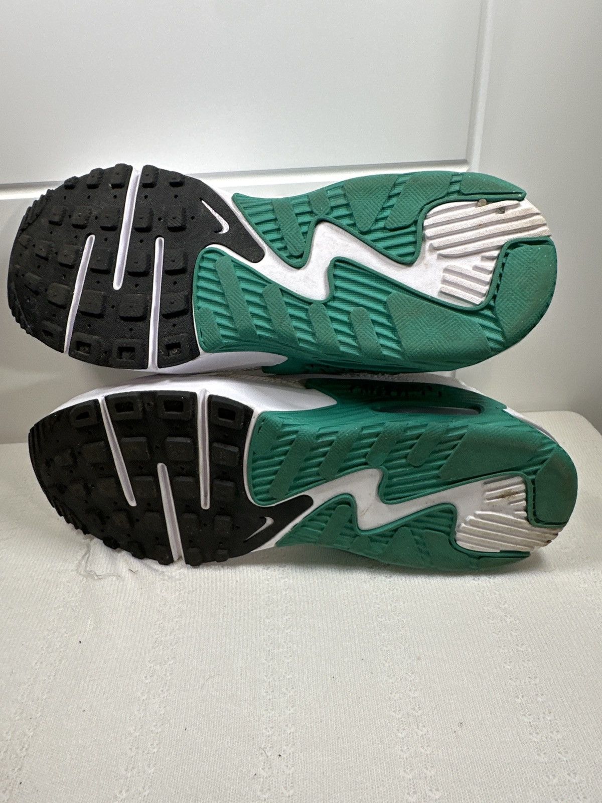 Nike Nike Air Max Excee 'White Neptune Green' Size US 9.5 / IT 39.5 - 6 Thumbnail