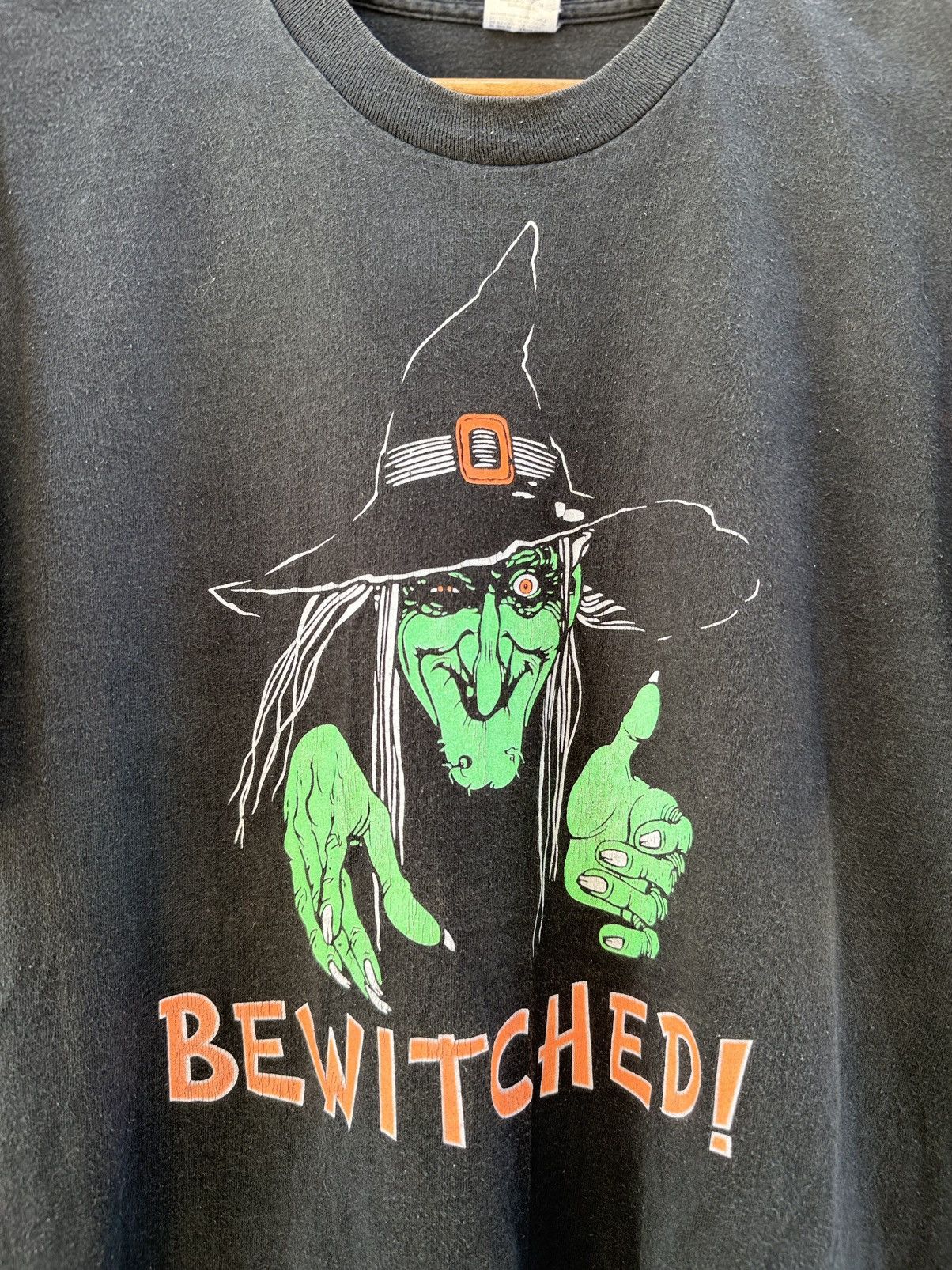 Expert Horror Thrashed Vintage 90s Horror Bewitched Faded XL Tee Size US XL / EU 56 / 4 - 2 Thumbnail