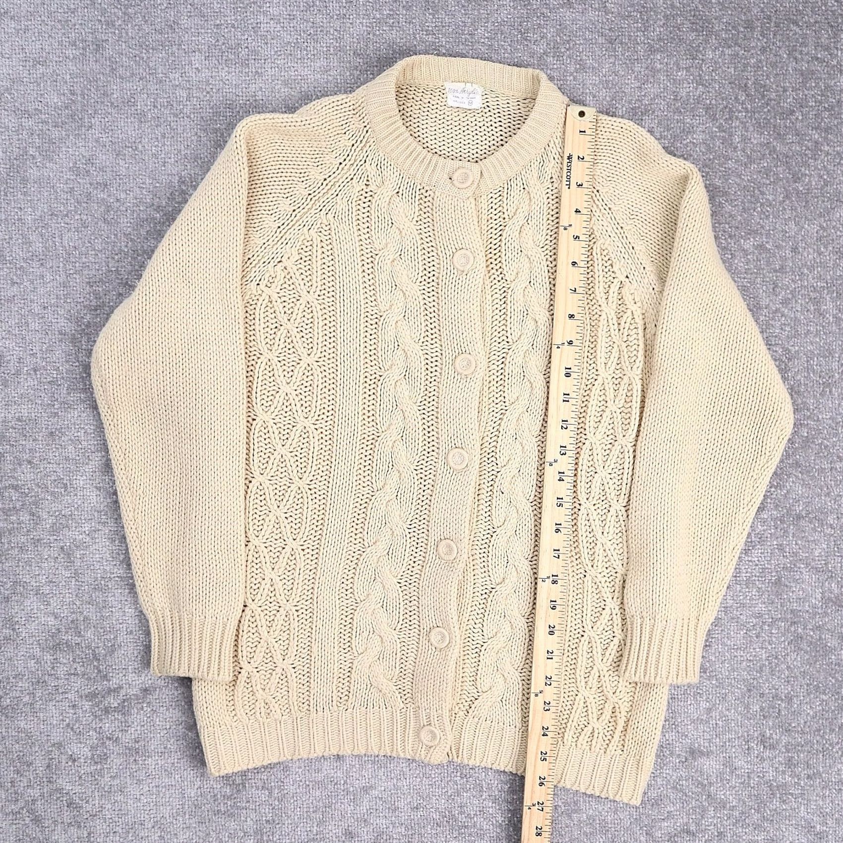 Vintage VINTAGE Beige Cable Knit Cardigan Sweater Long Sleeve Womens M Size M / US 6-8 / IT 42-44 - 3 Thumbnail