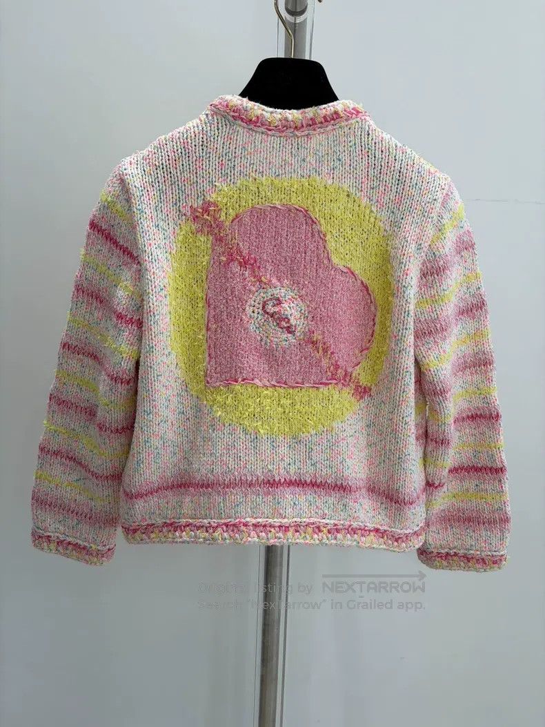 Chanel Chanel Early Spring Holiday Love Pattern Pink Striped Shor Size XS / US 0-2 / IT 36-38 - 2 Thumbnail