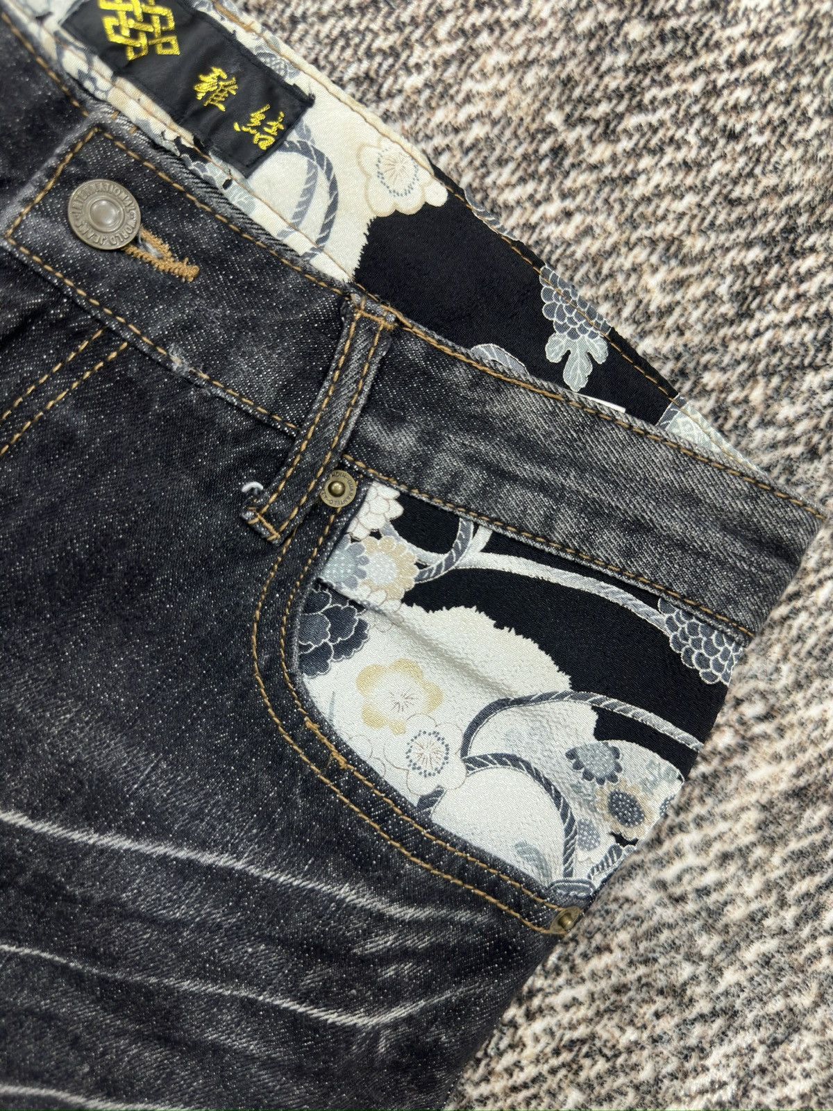 If Six Was Nine Double Pocket With Embroidred Koi Fish Rare Design Jeans Size US 32 / EU 48 - 4 Thumbnail