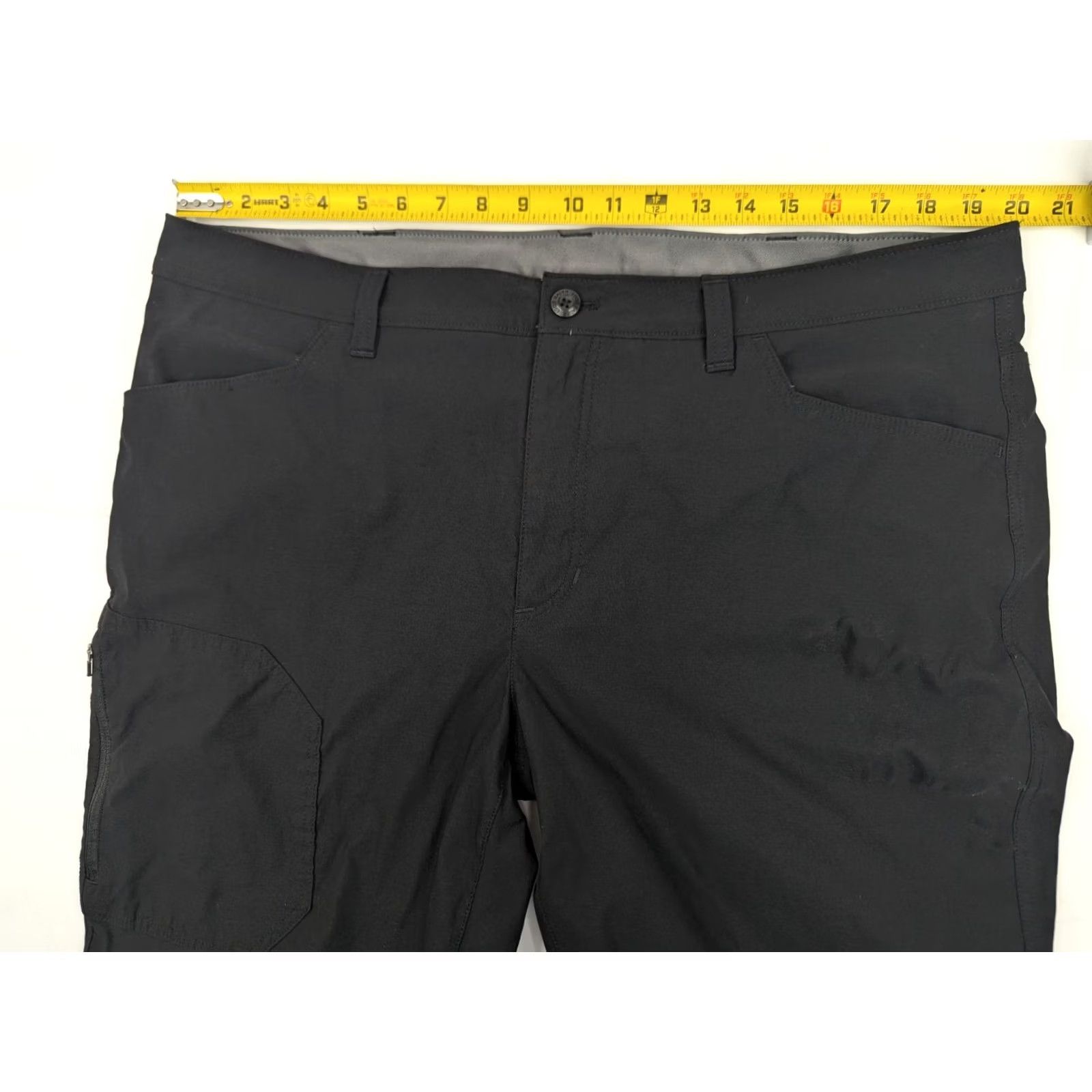 Eddie Bauer Eddie Bauer Men Cargo Pants Fleece Lined Tech 40x30 Black Cargo Pocket Nylon Spandex Zip Button Regular Straight 0502 Size US 40 / EU 56 - 7 Thumbnail