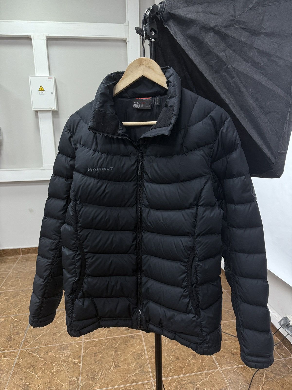 Mammut 🇨🇭 MAMMUT Puffer Women Jacket Duck Down Y2K Rare Retro Size L / US 10 / IT 46 - 1 Thumbnail