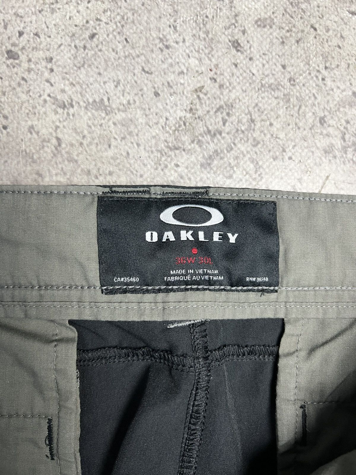 Oakley Oakley nylon track pants vintage y2k gorpcore Size US 34 / EU 50 - 5 Thumbnail